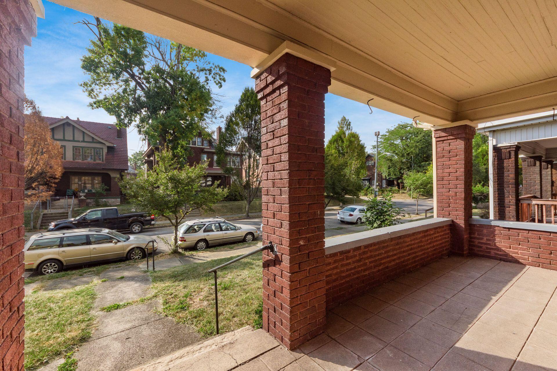 734 Linwood Avenue