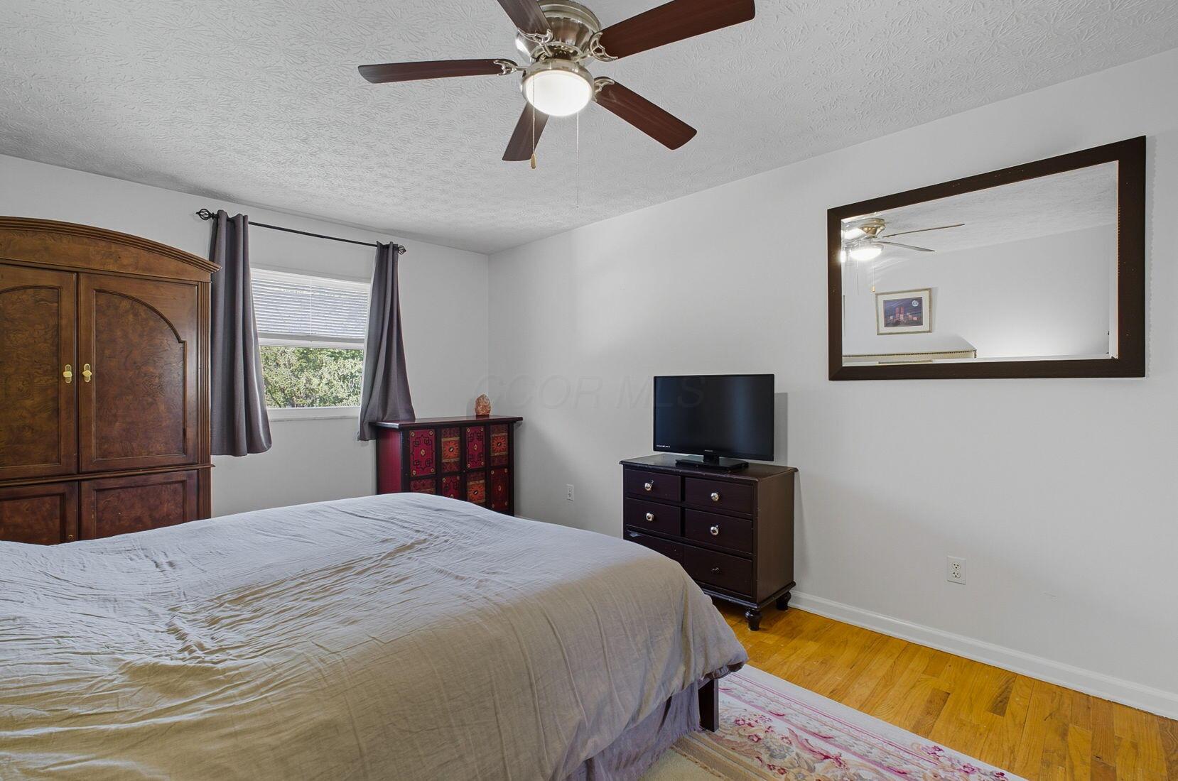 6869 Cedar Brook Place