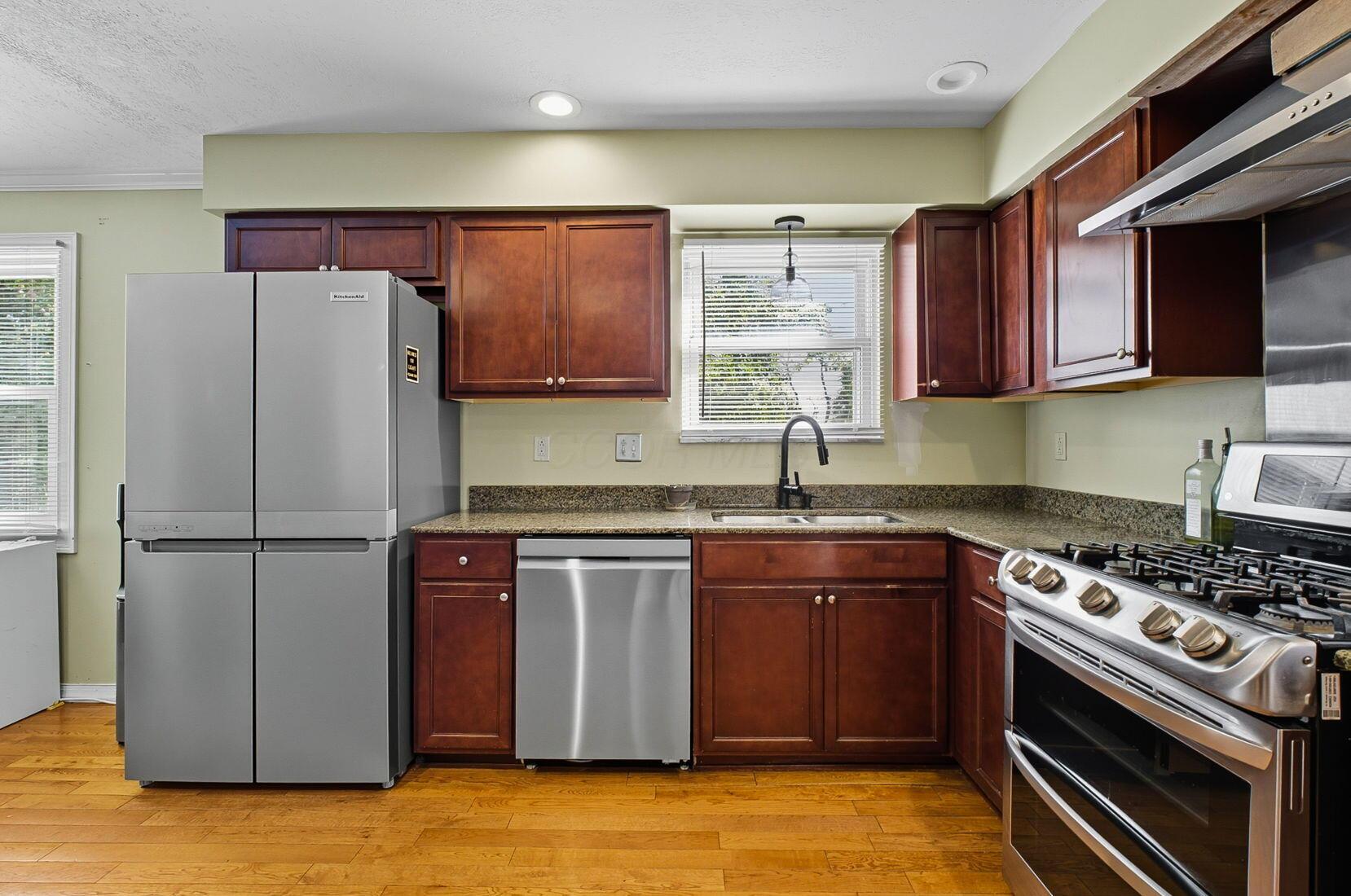 6869 Cedar Brook Place