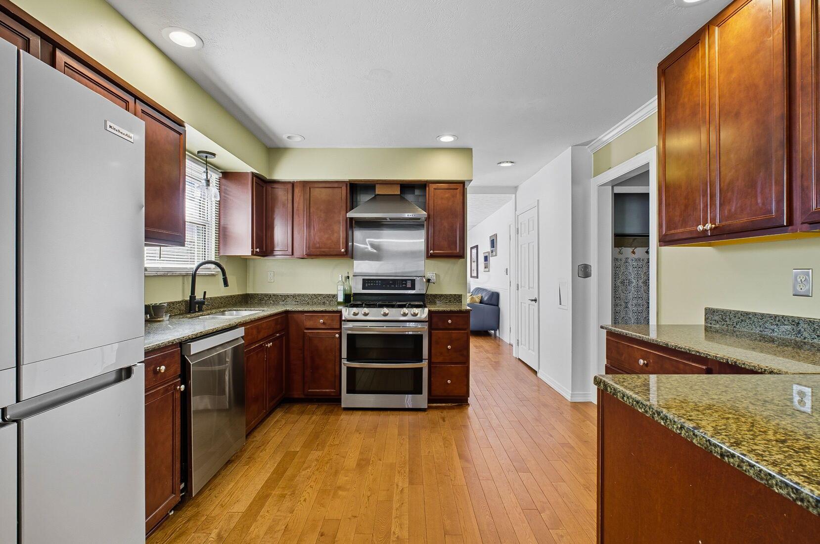 6869 Cedar Brook Place
