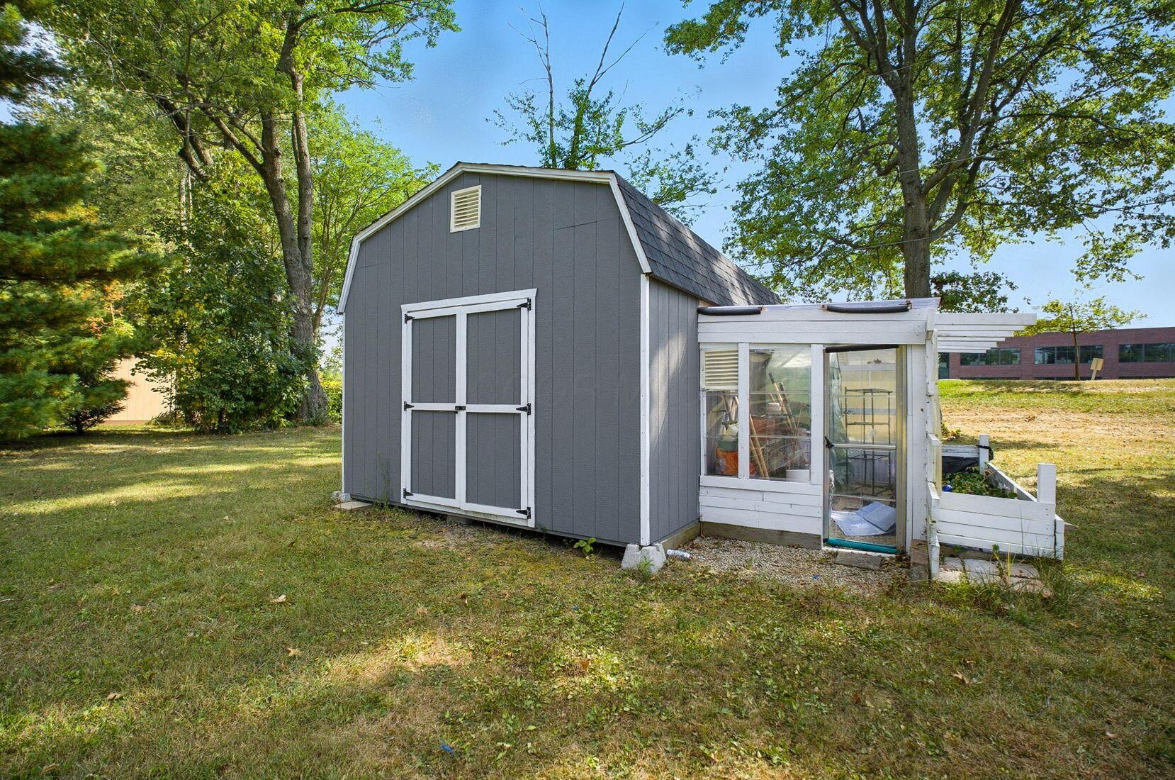 6869 Cedar Brook Place