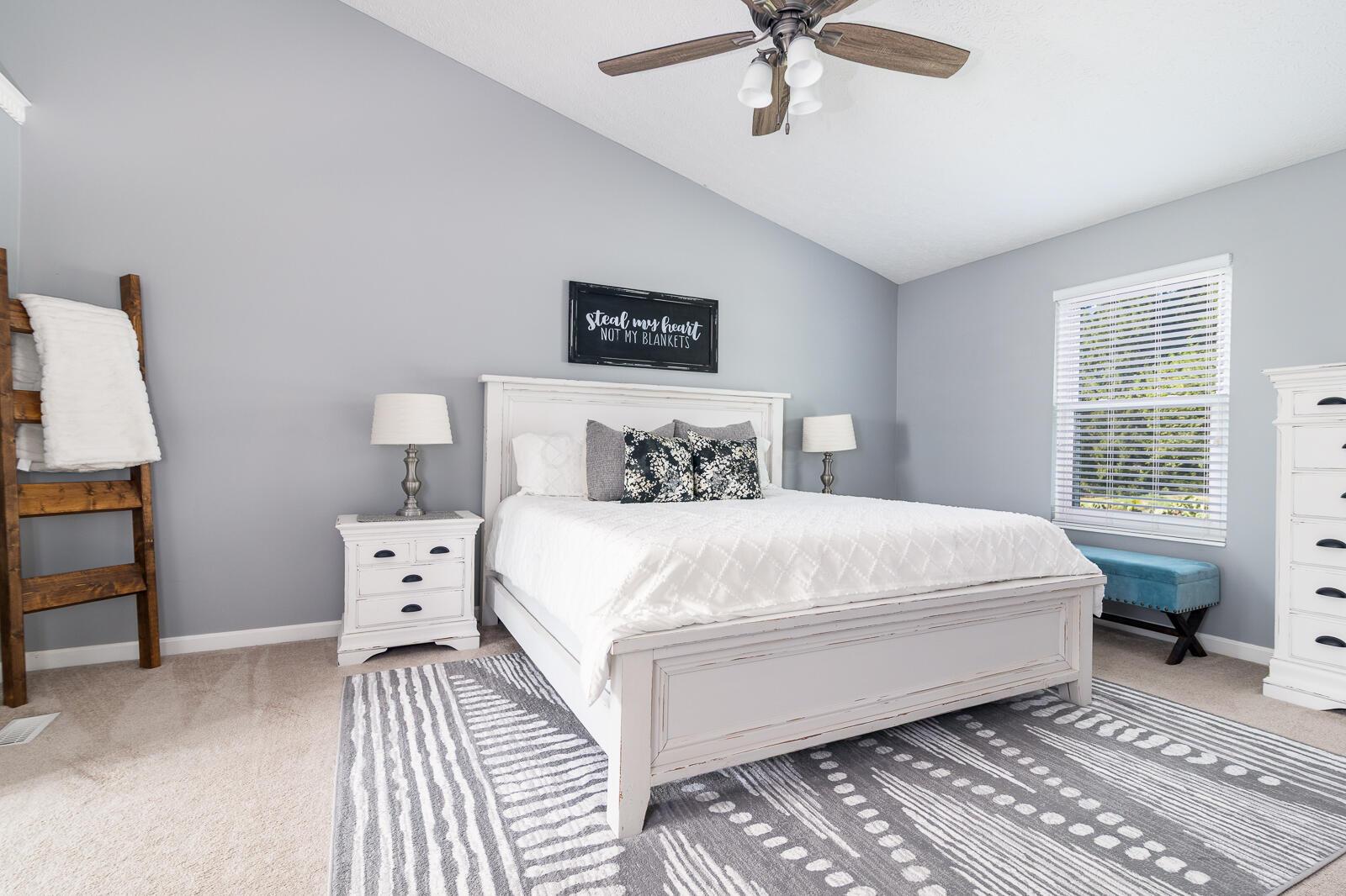 107 N Highview Boulevard