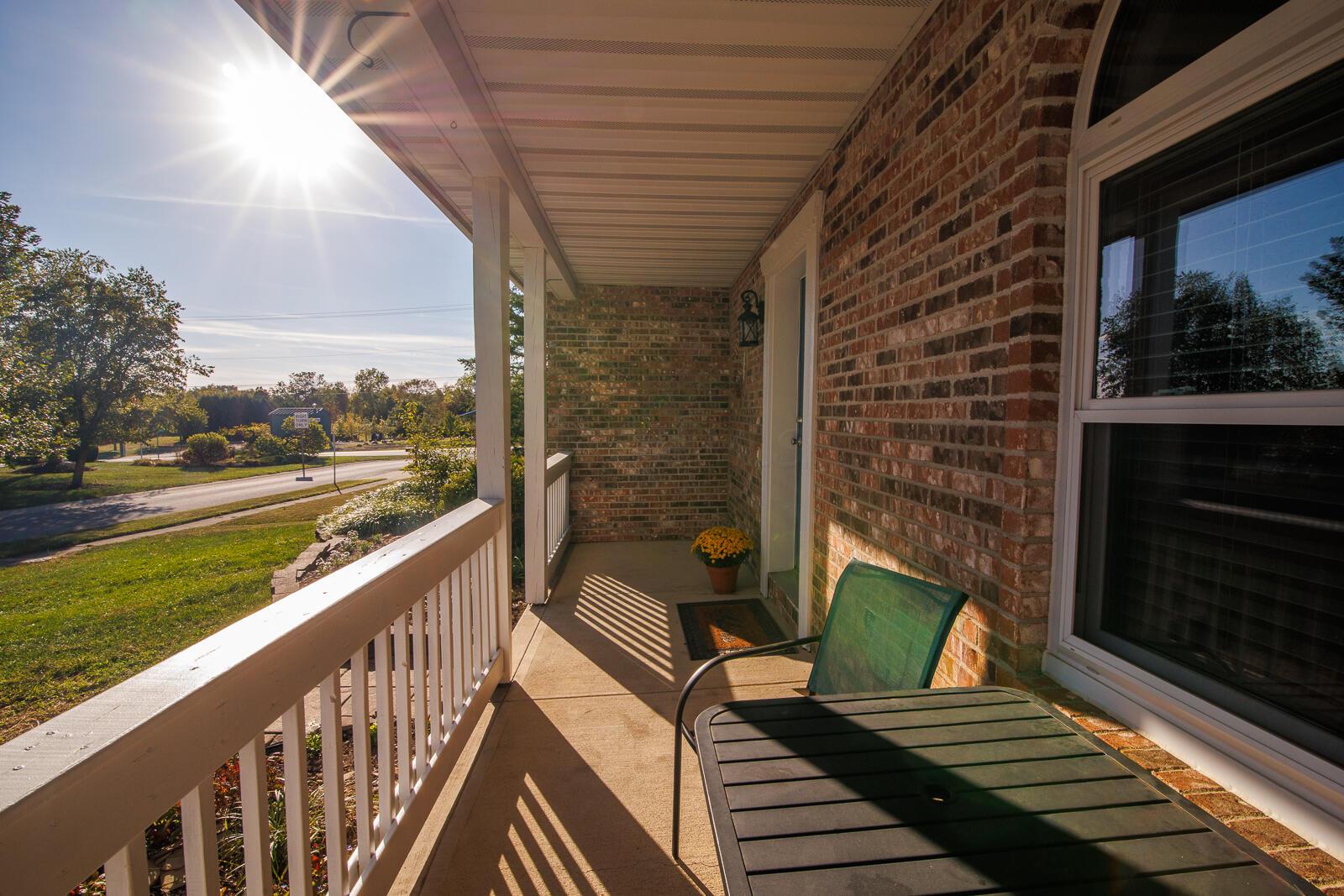 107 N Highview Boulevard