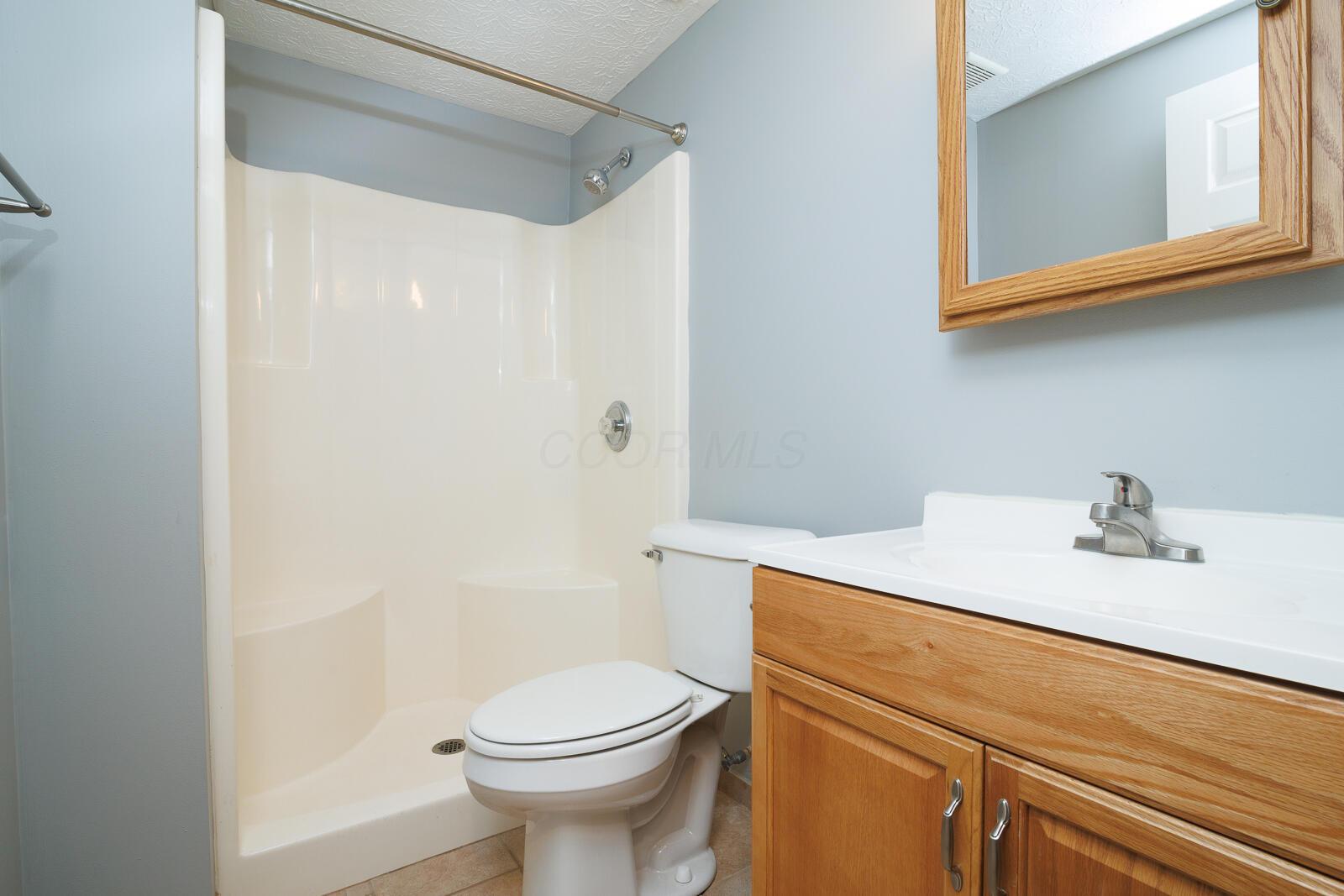 107 N Highview Boulevard