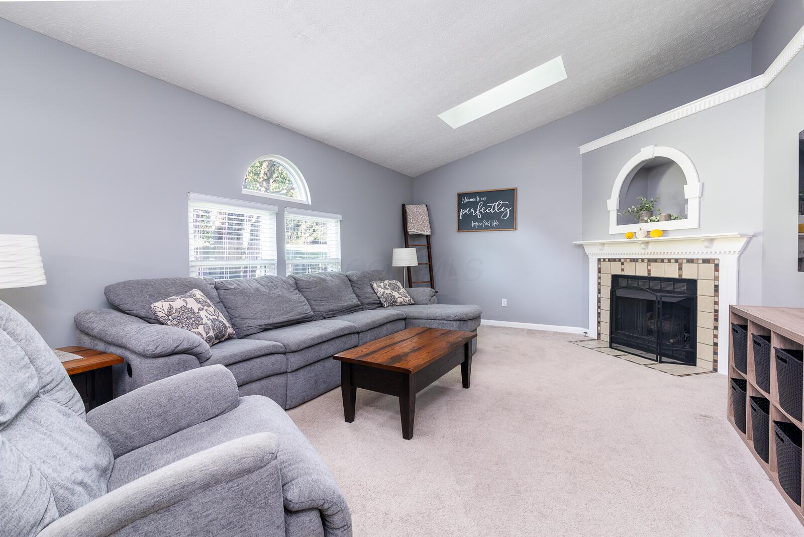 107 N Highview Boulevard