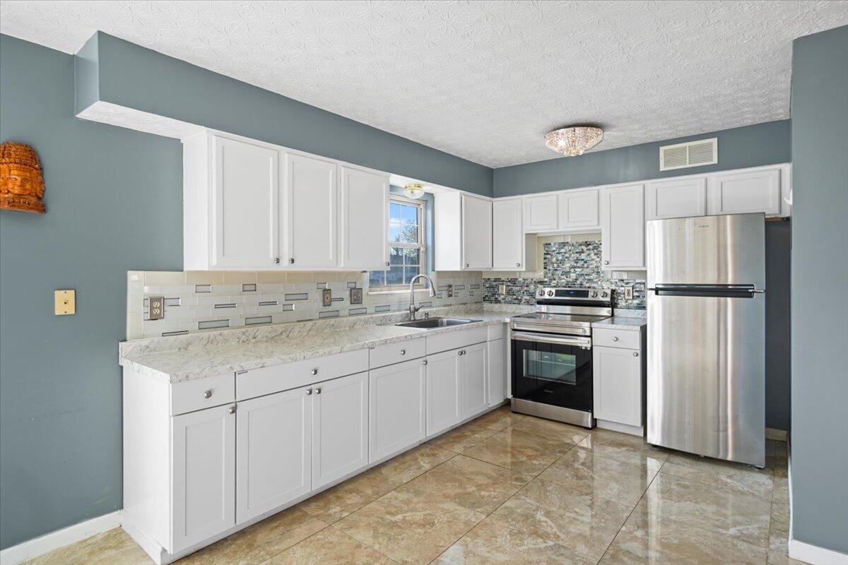 1390 Gray Meadow Drive