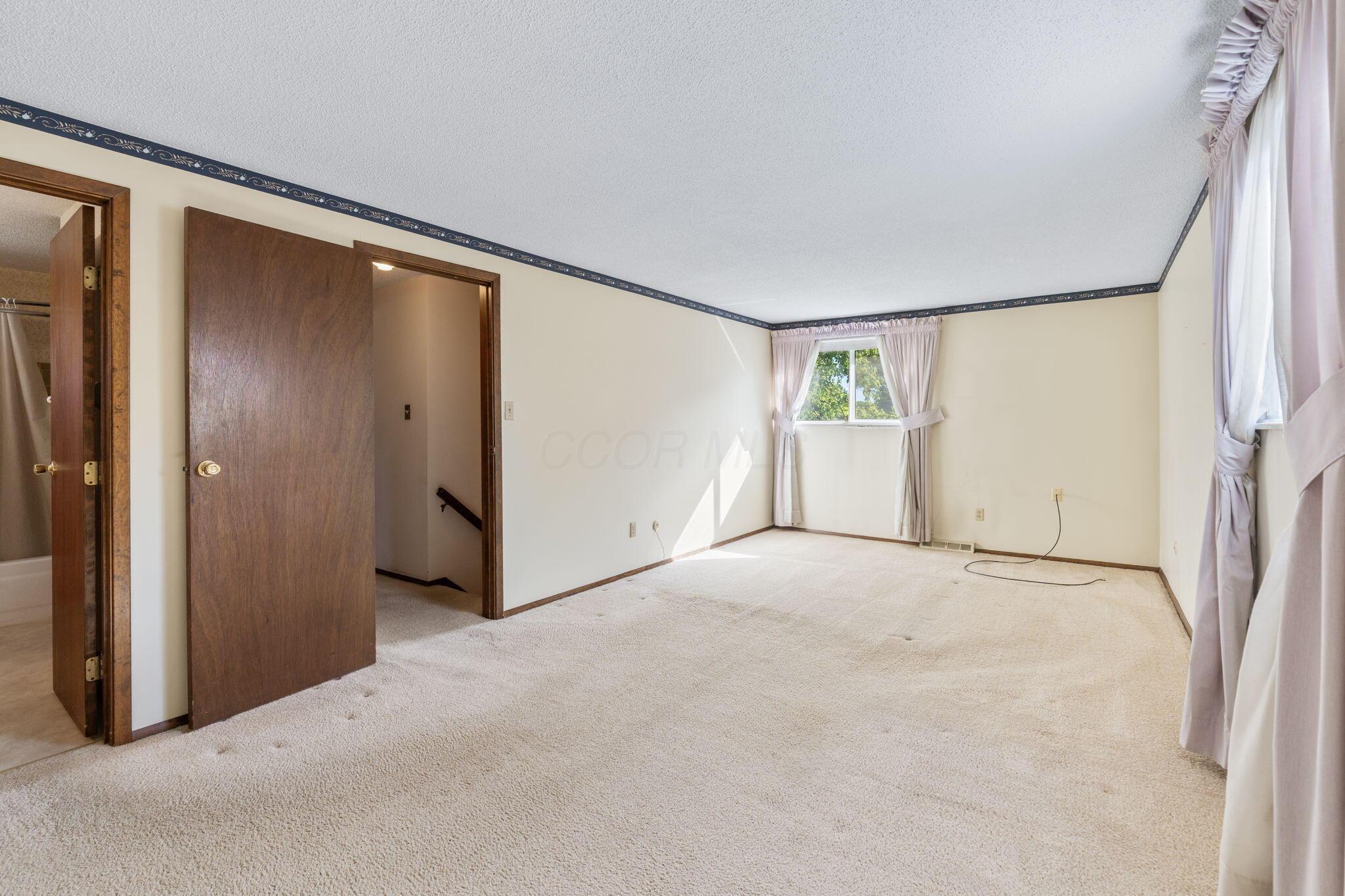 1294 Clydesdale Court