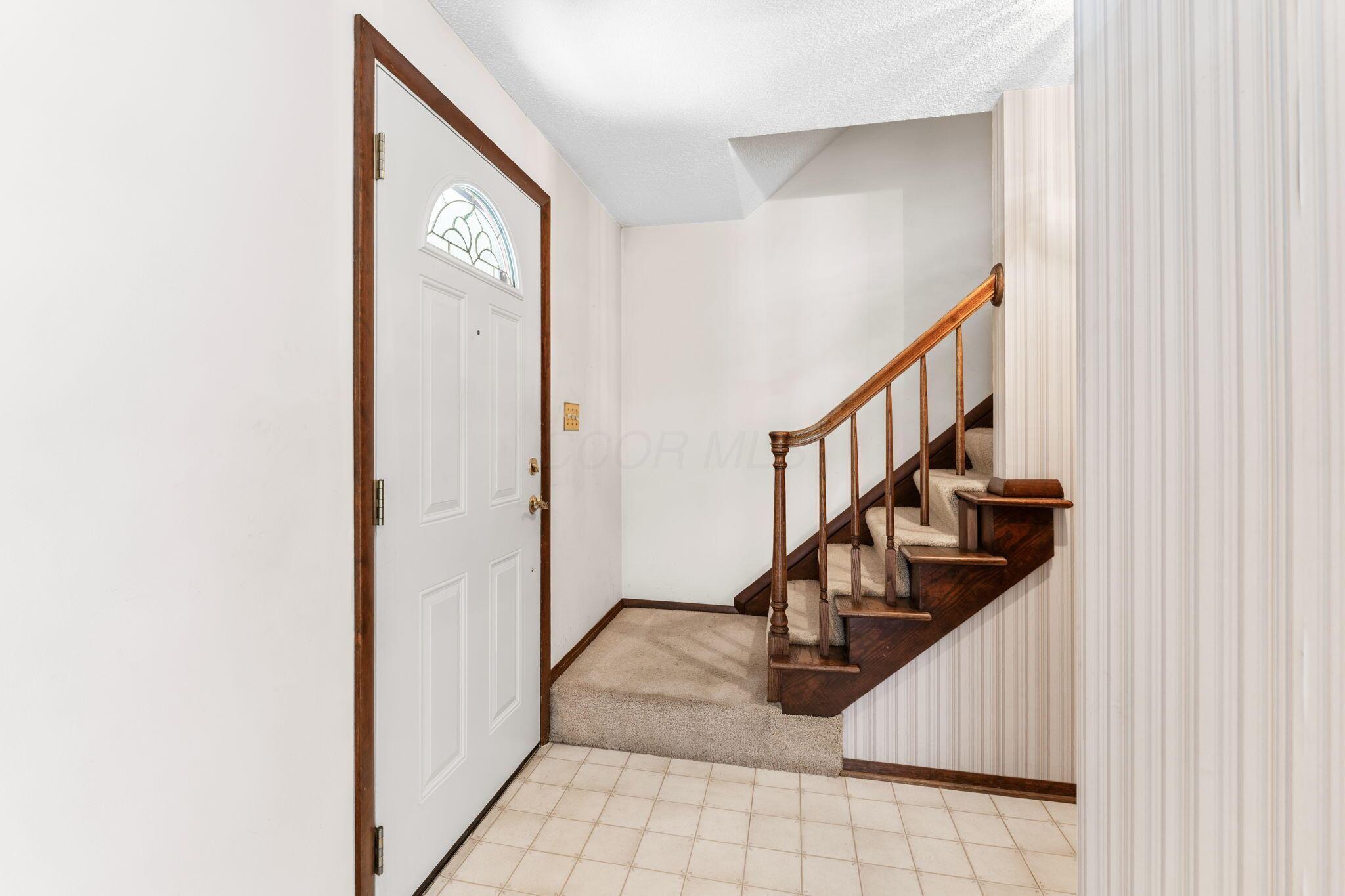 1294 Clydesdale Court