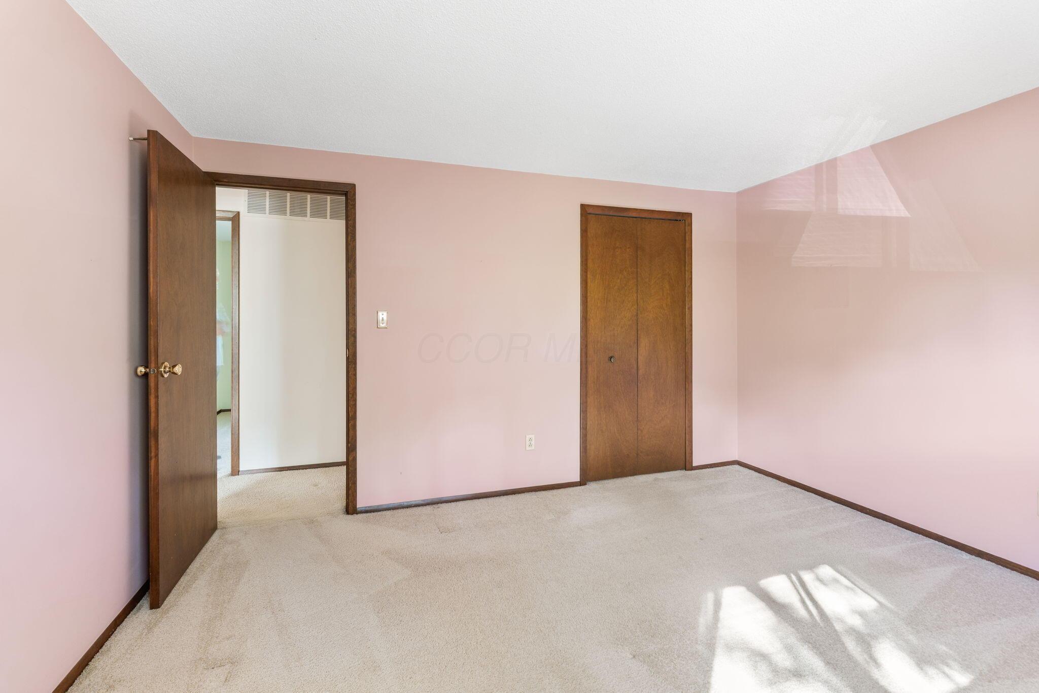 1294 Clydesdale Court