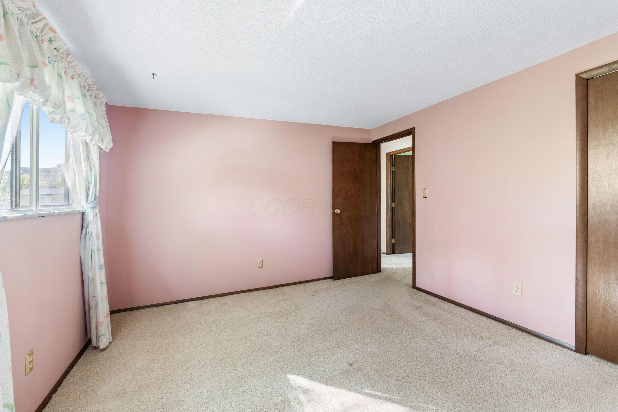 1294 Clydesdale Court