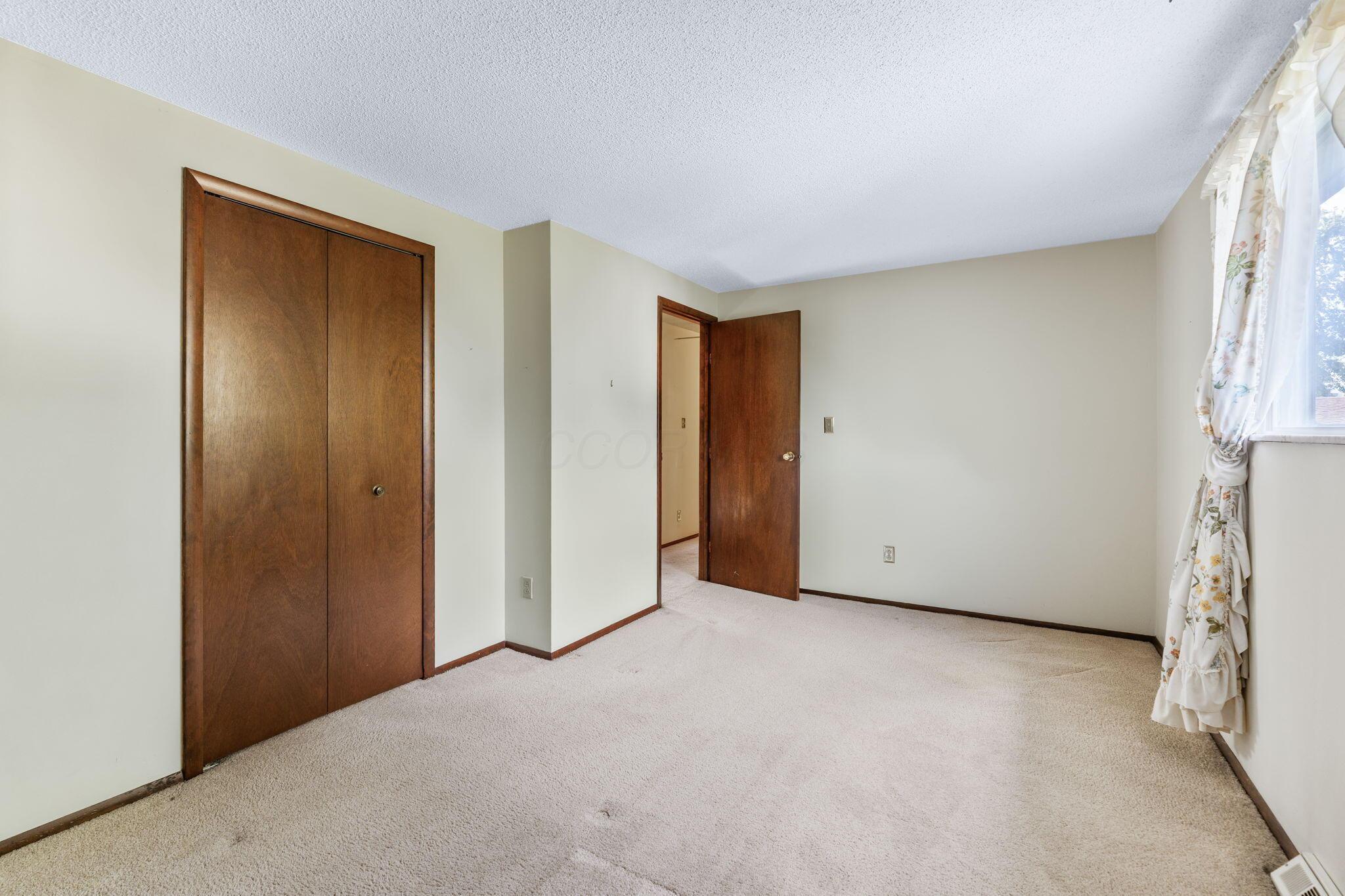 1294 Clydesdale Court