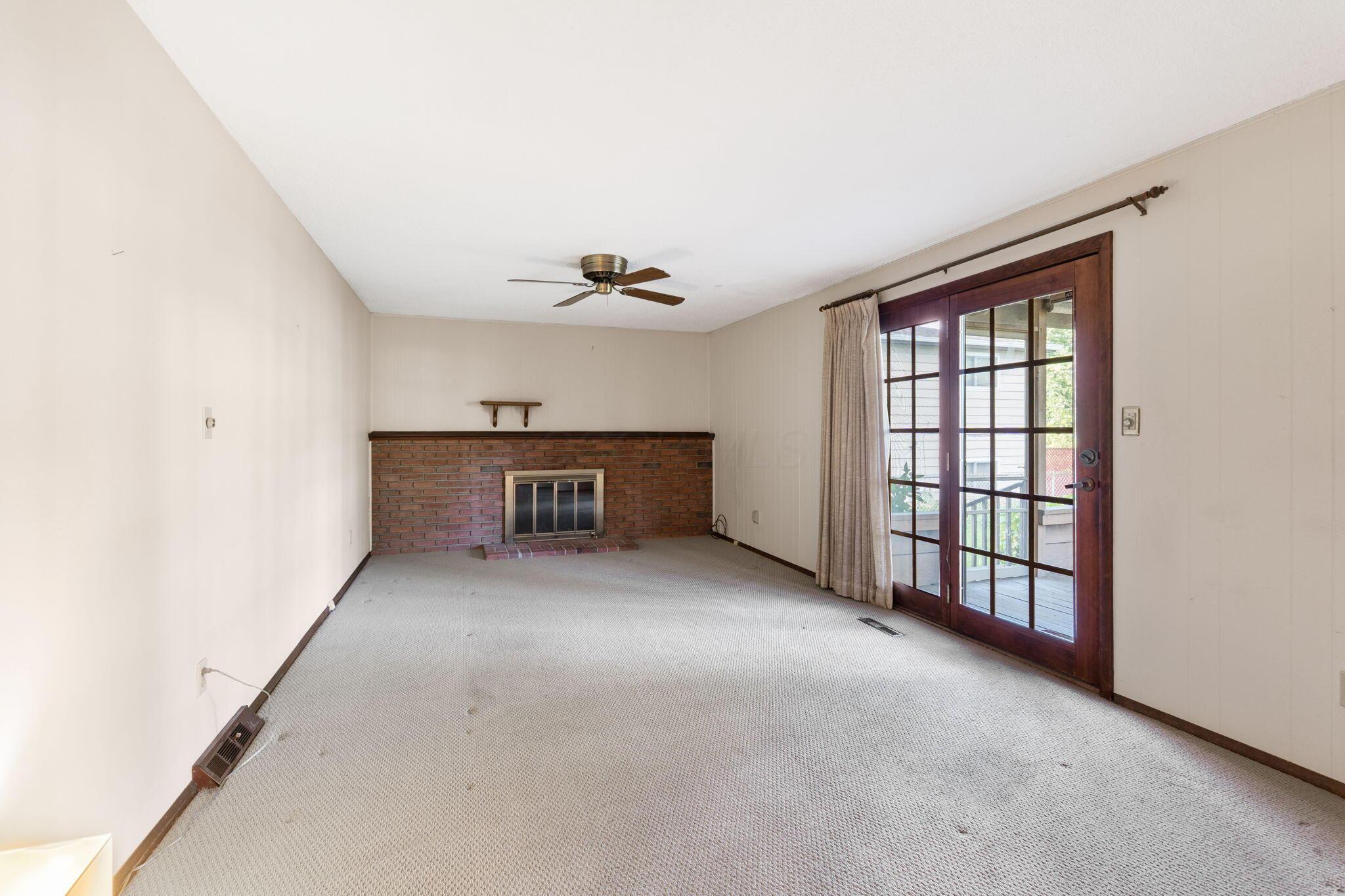 1294 Clydesdale Court