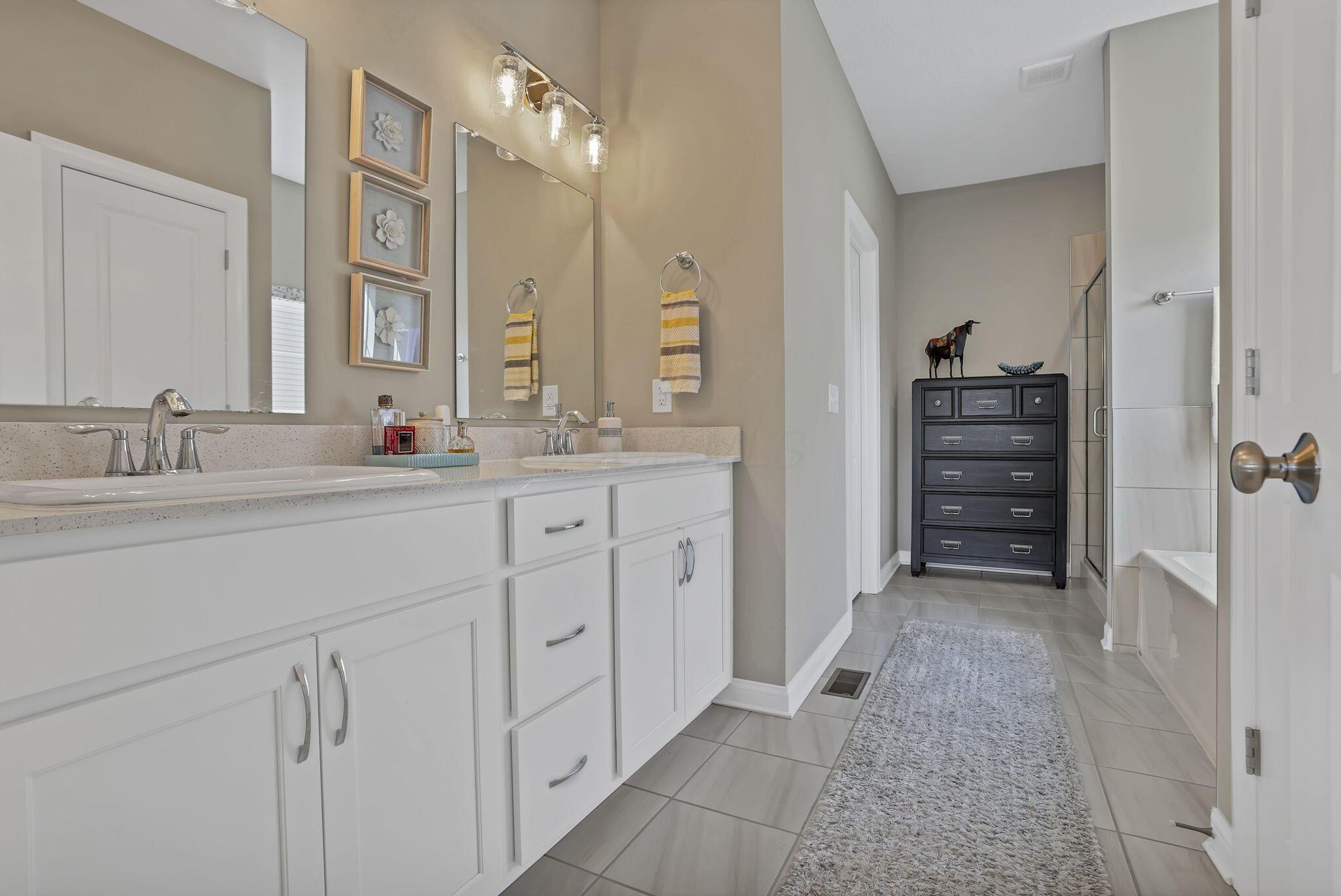 759 Avebury Drive, Pickerington