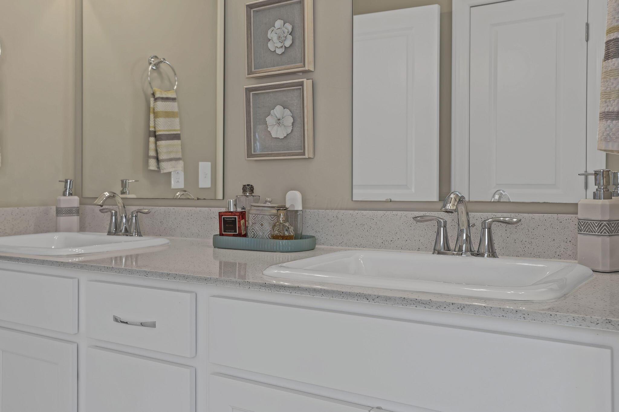 759 Avebury Drive, Pickerington