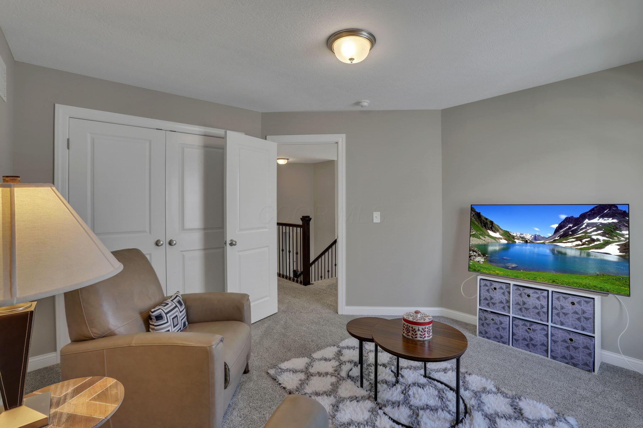 759 Avebury Drive, Pickerington