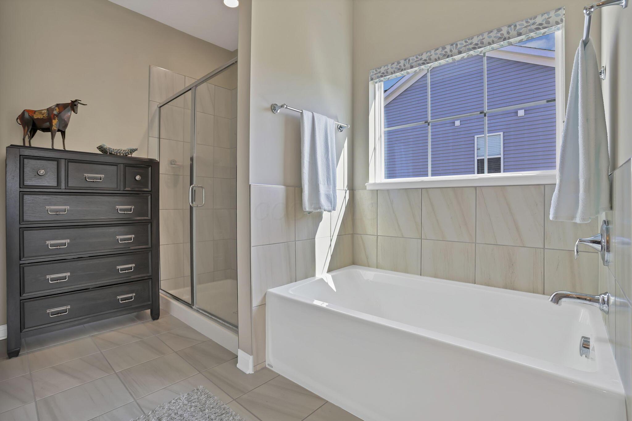 759 Avebury Drive, Pickerington