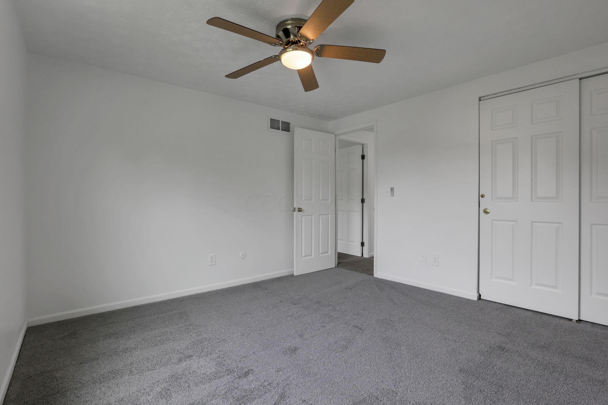 2186 Leah Lane, Reynoldsburg