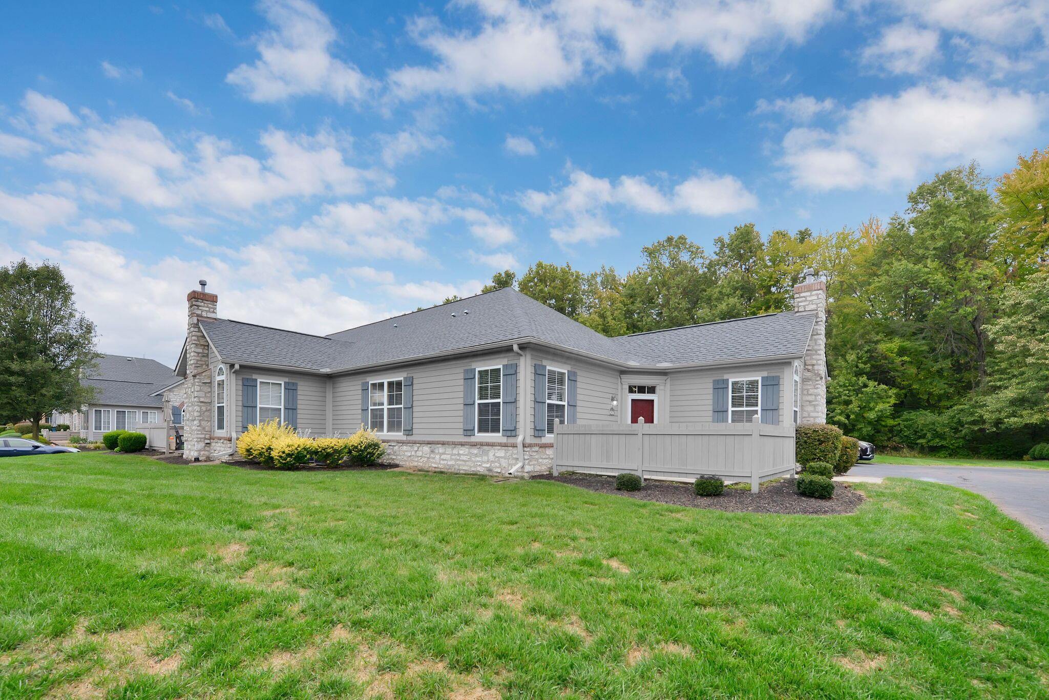 6214 Brickside Drive, 24, New Albany Unit: 24