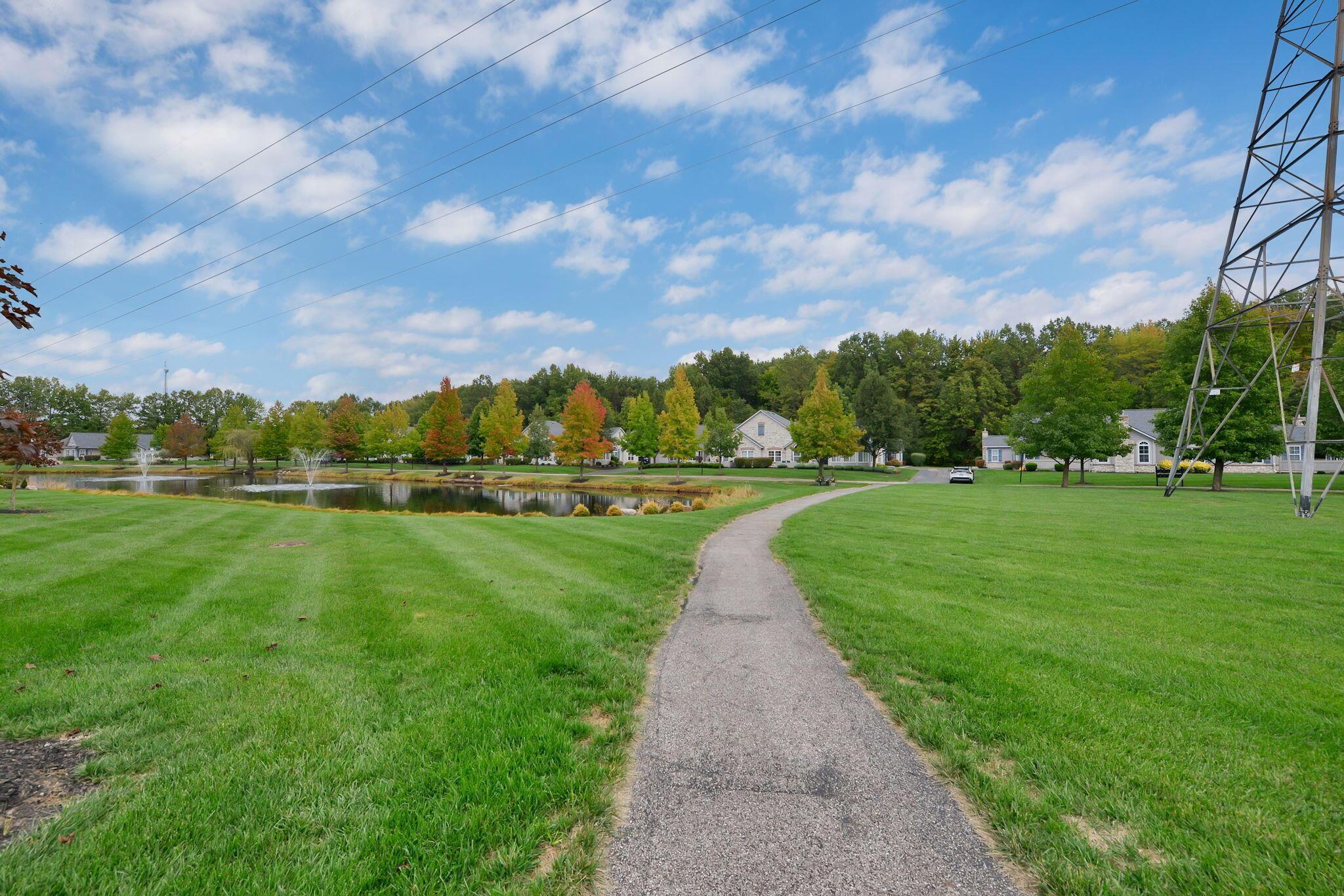 6214 Brickside Drive, 24, New Albany Unit: 24