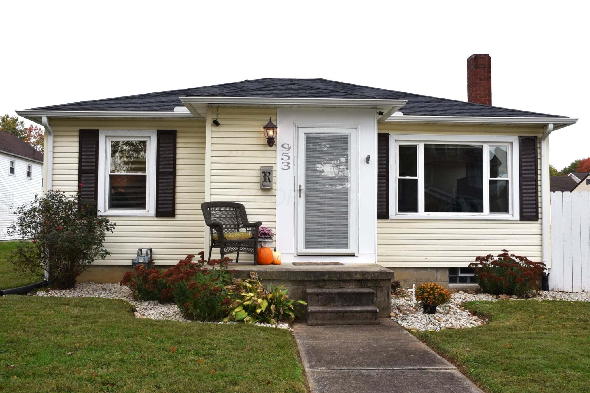 953 Garfield Avenue, Lancaster