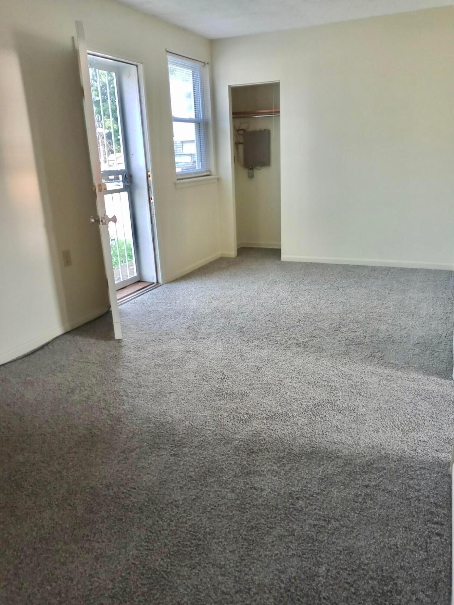 953 Garfield Avenue, Lancaster