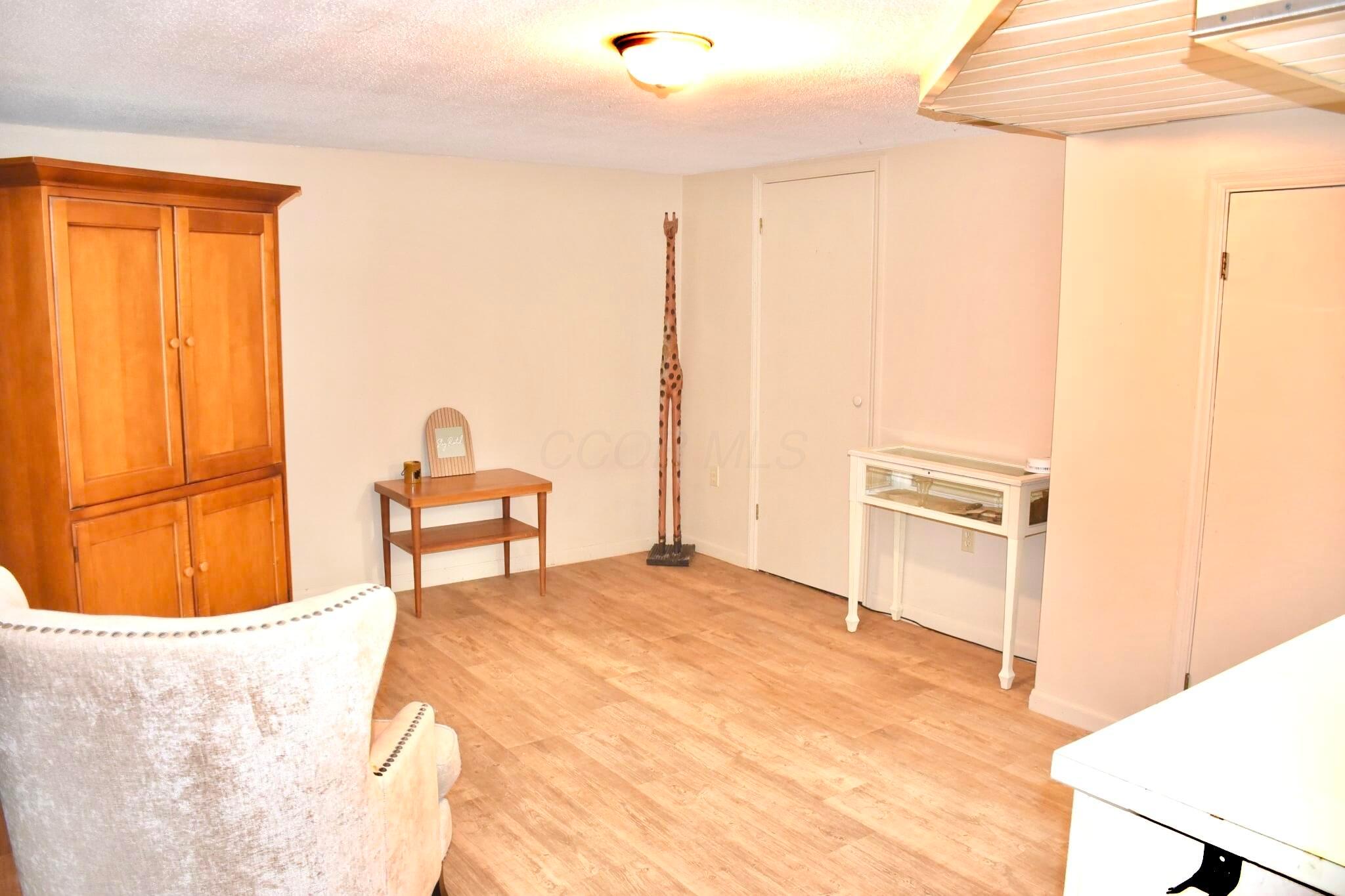 953 Garfield Avenue, Lancaster