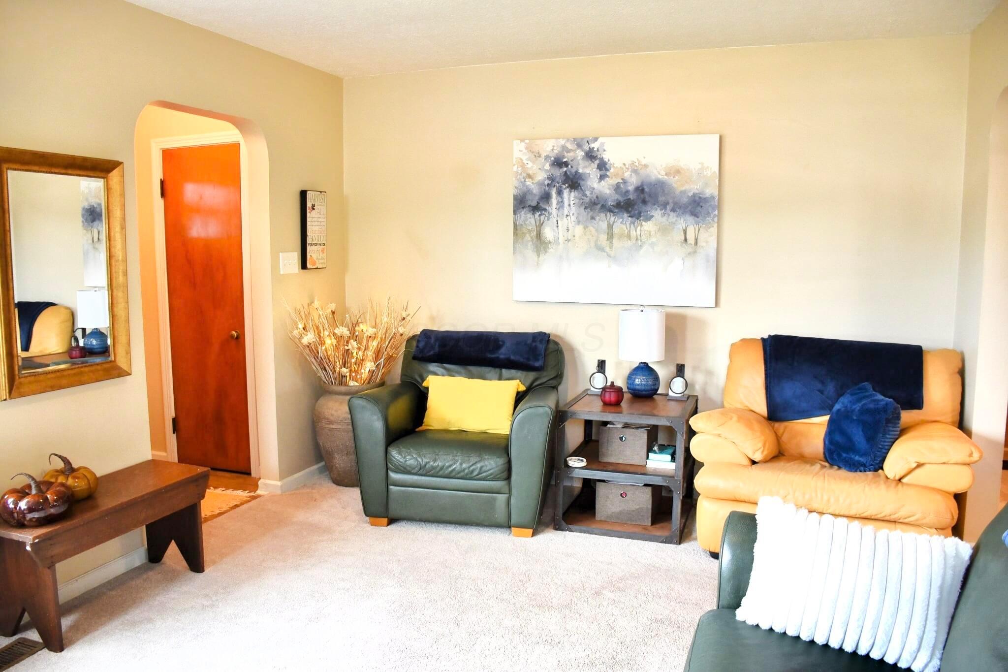 953 Garfield Avenue, Lancaster