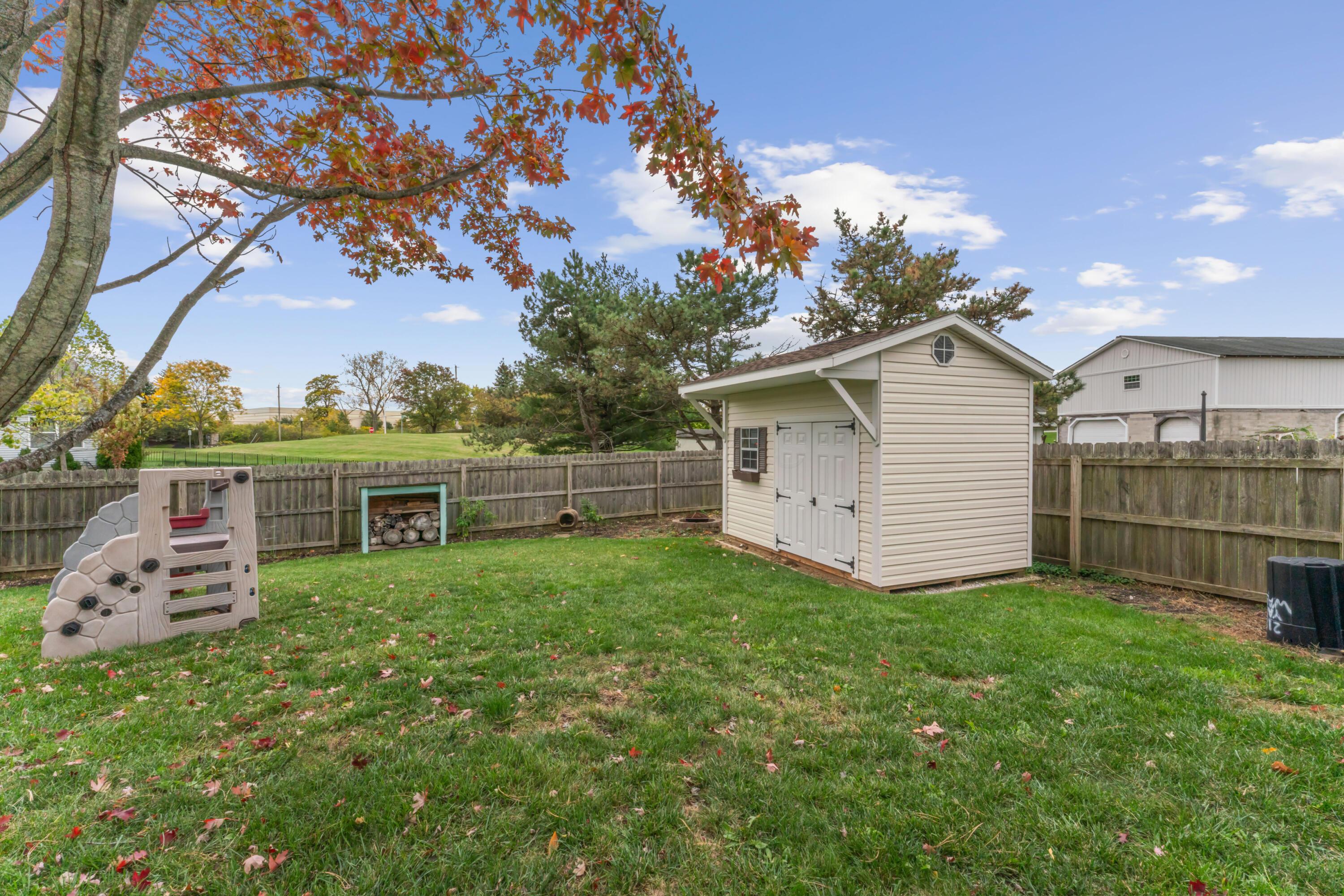 2188 Dry Ridge Court, Grove City