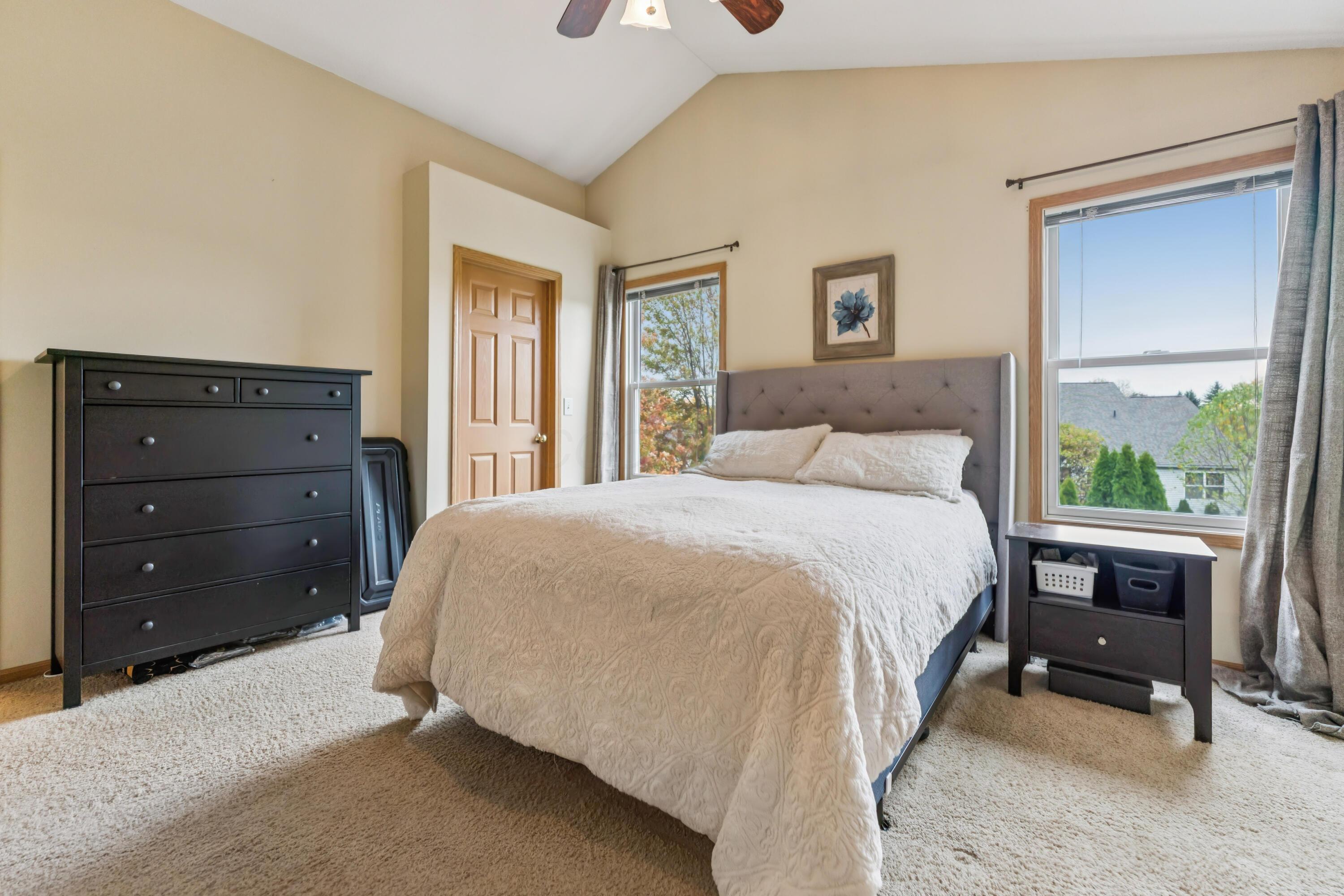 2188 Dry Ridge Court, Grove City