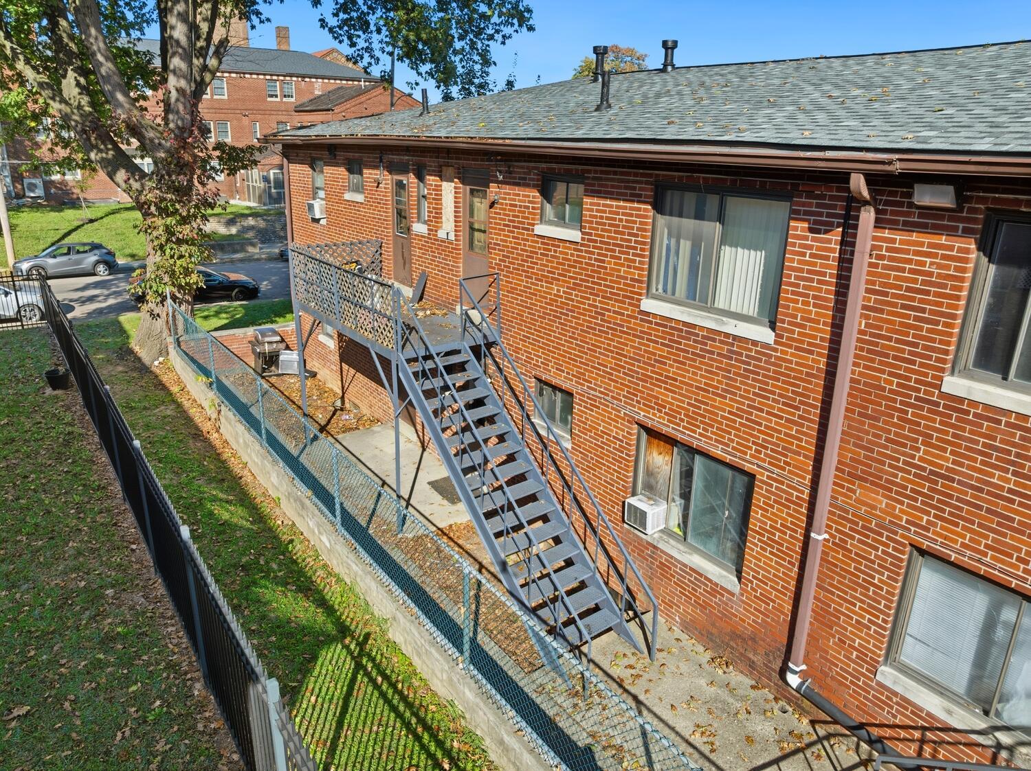 1635-1645 E Mound Street, Columbus