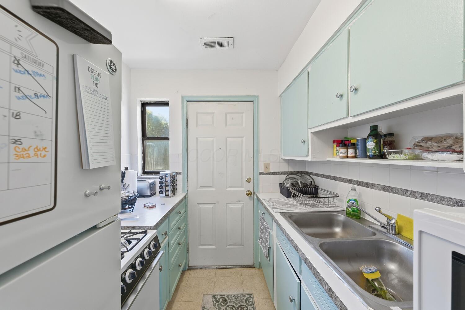 1635-1645 E Mound Street, Columbus