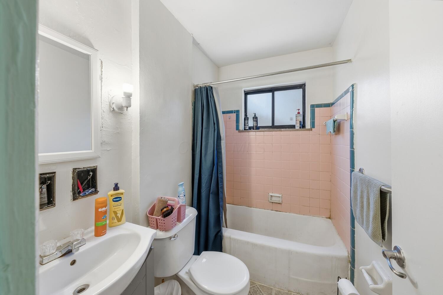 1635-1645 E Mound Street, Columbus