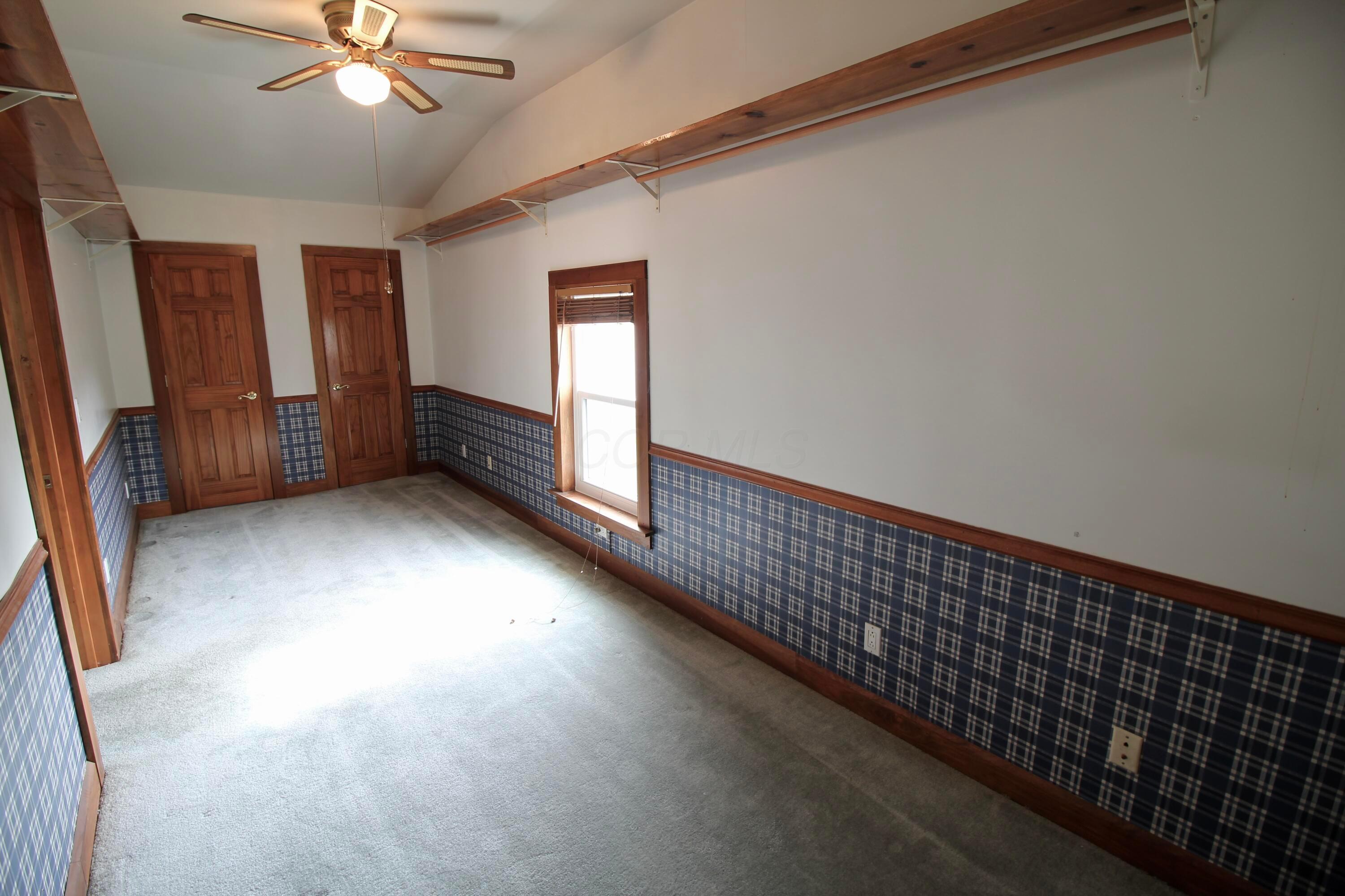 11007 Hebron Road, Buckeye Lake