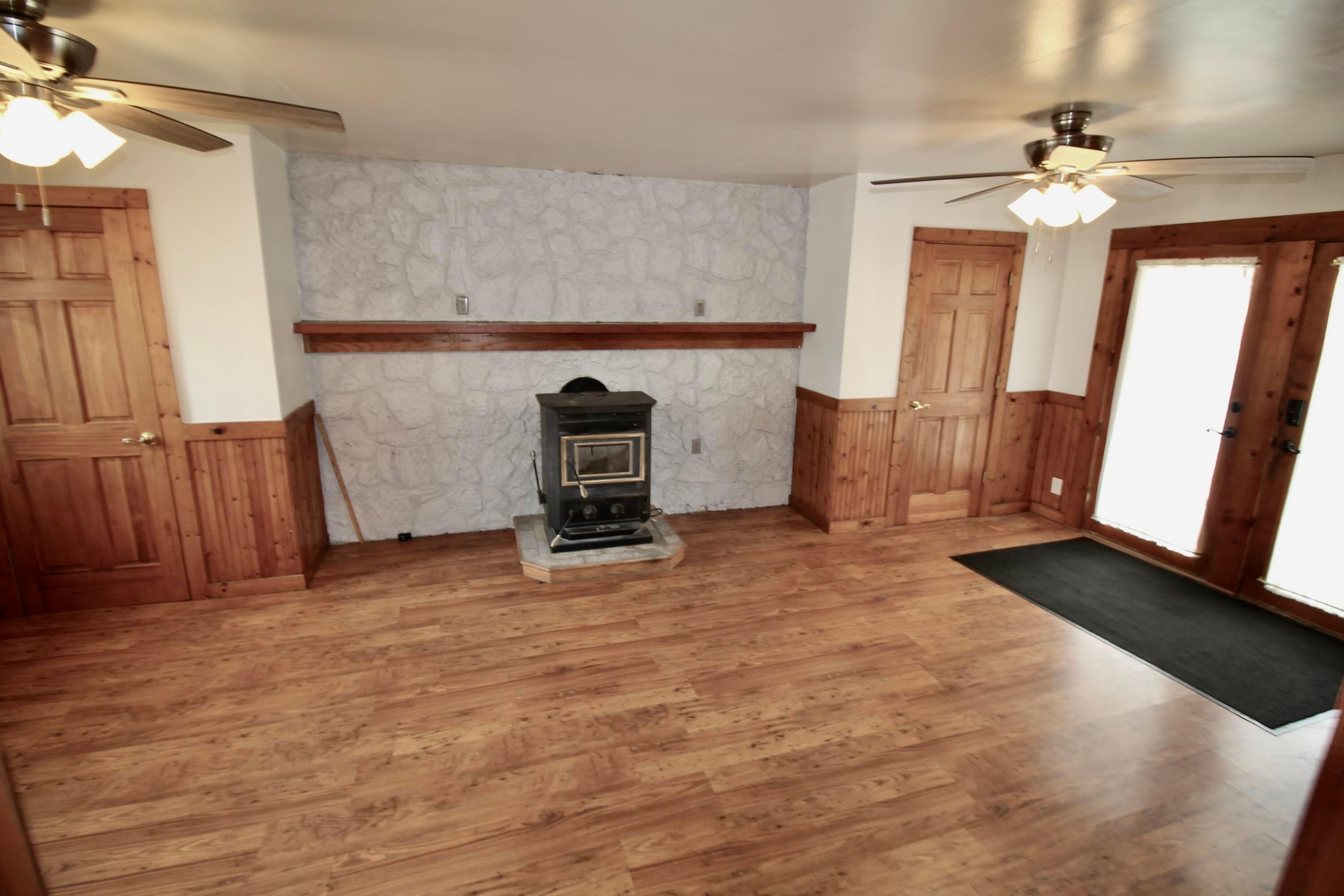 11007 Hebron Road, Buckeye Lake