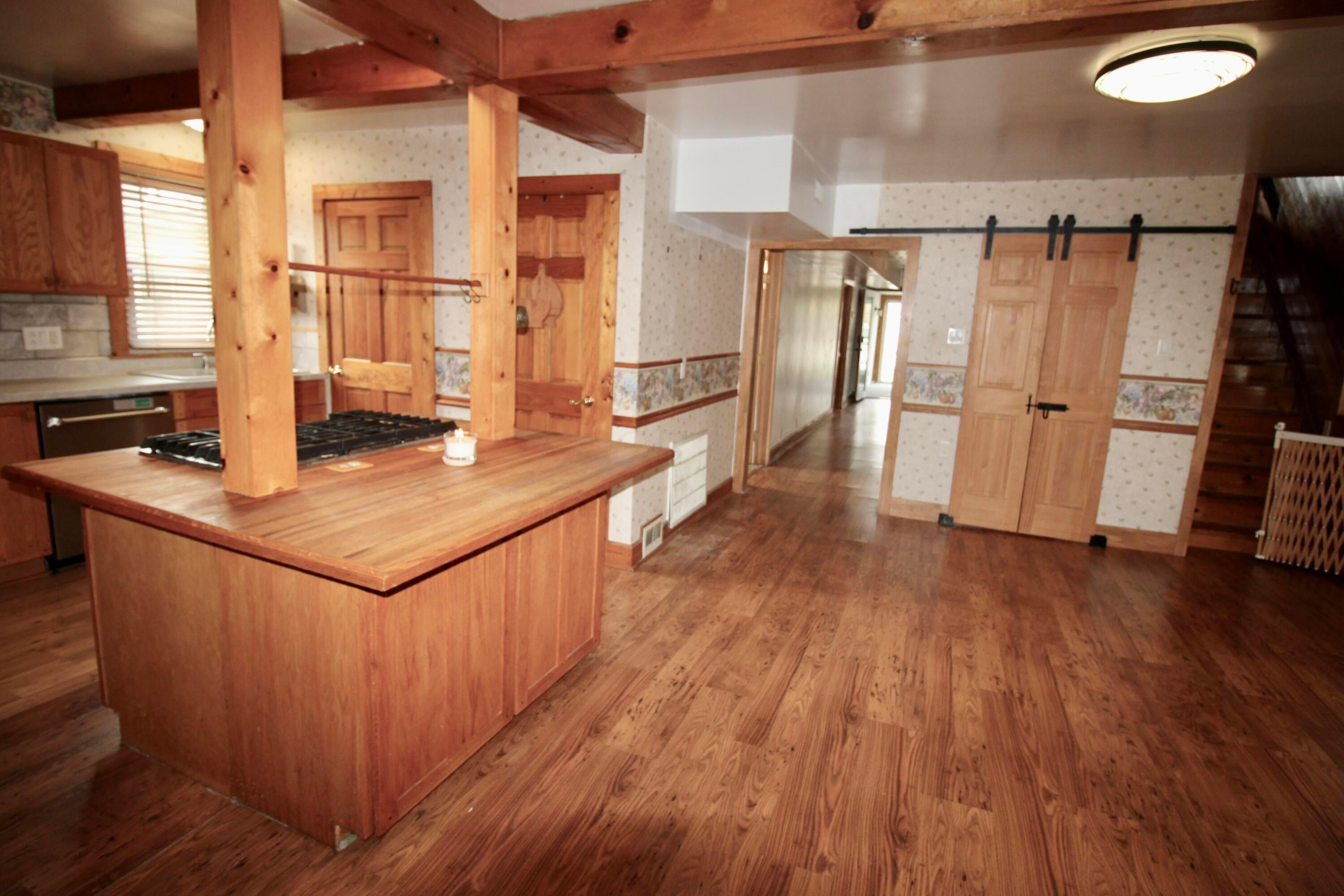 11007 Hebron Road, Buckeye Lake