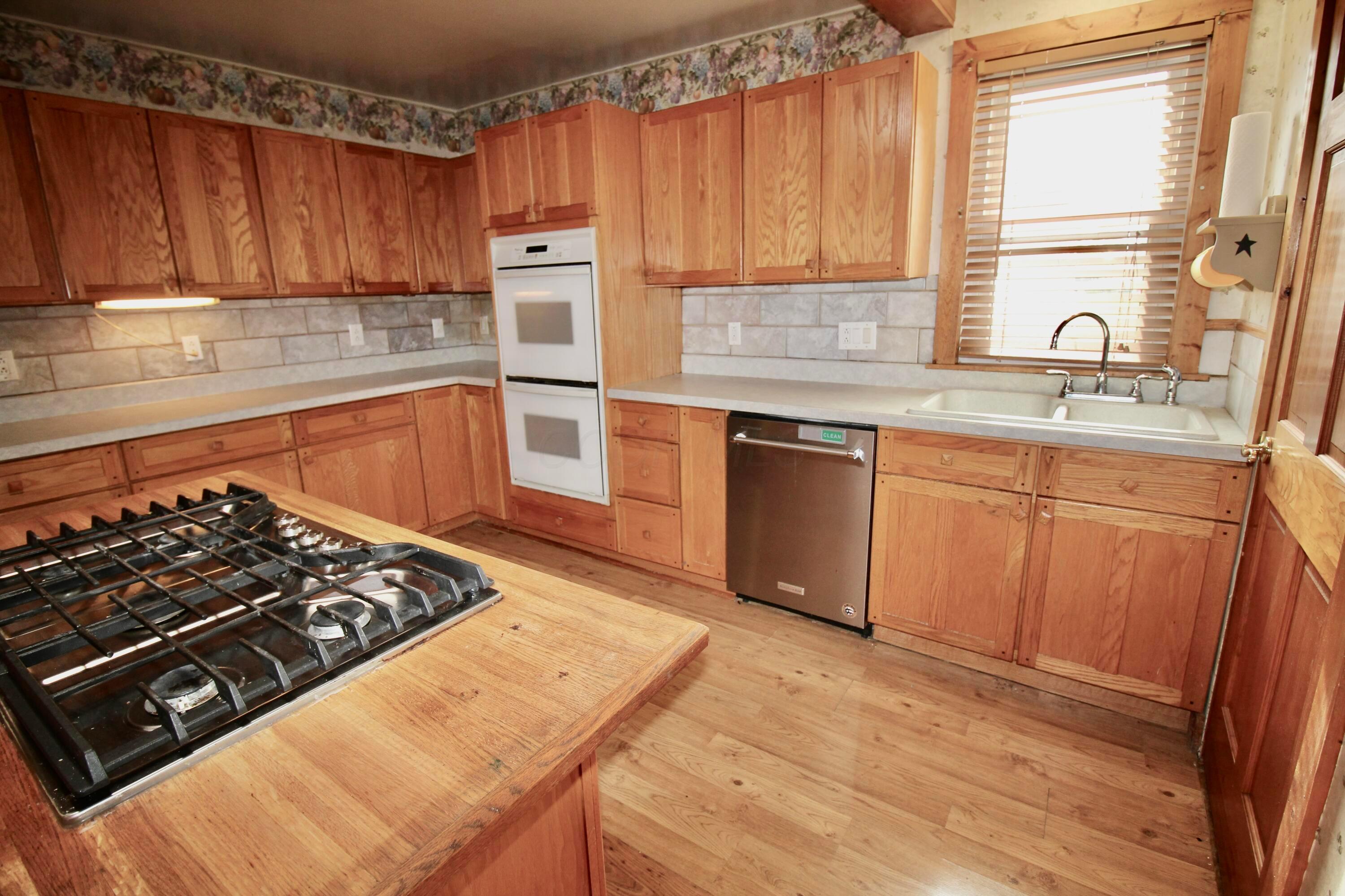 11007 Hebron Road, Buckeye Lake