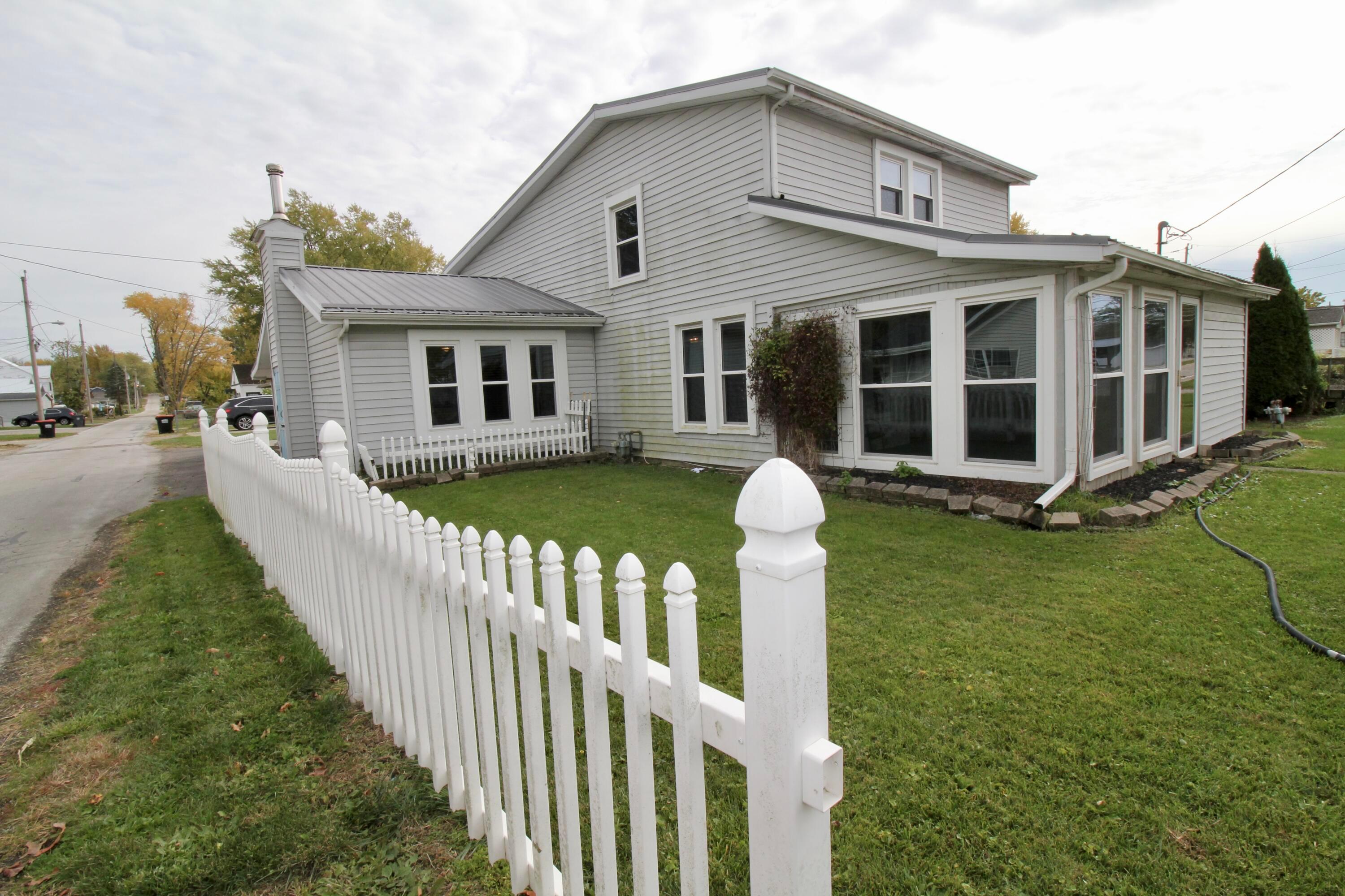 11007 Hebron Road, Buckeye Lake