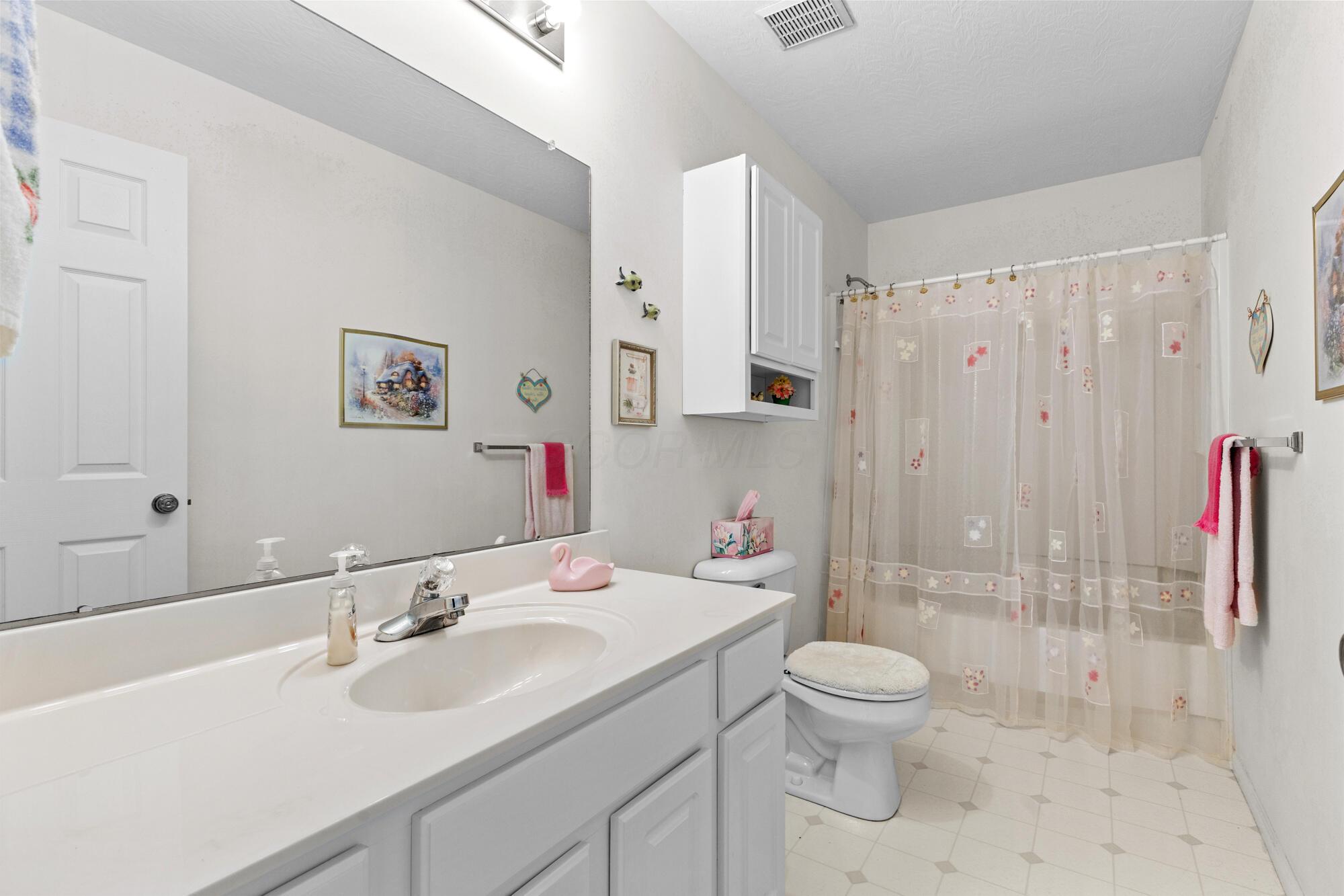 3399 N State Route 61, Sunbury