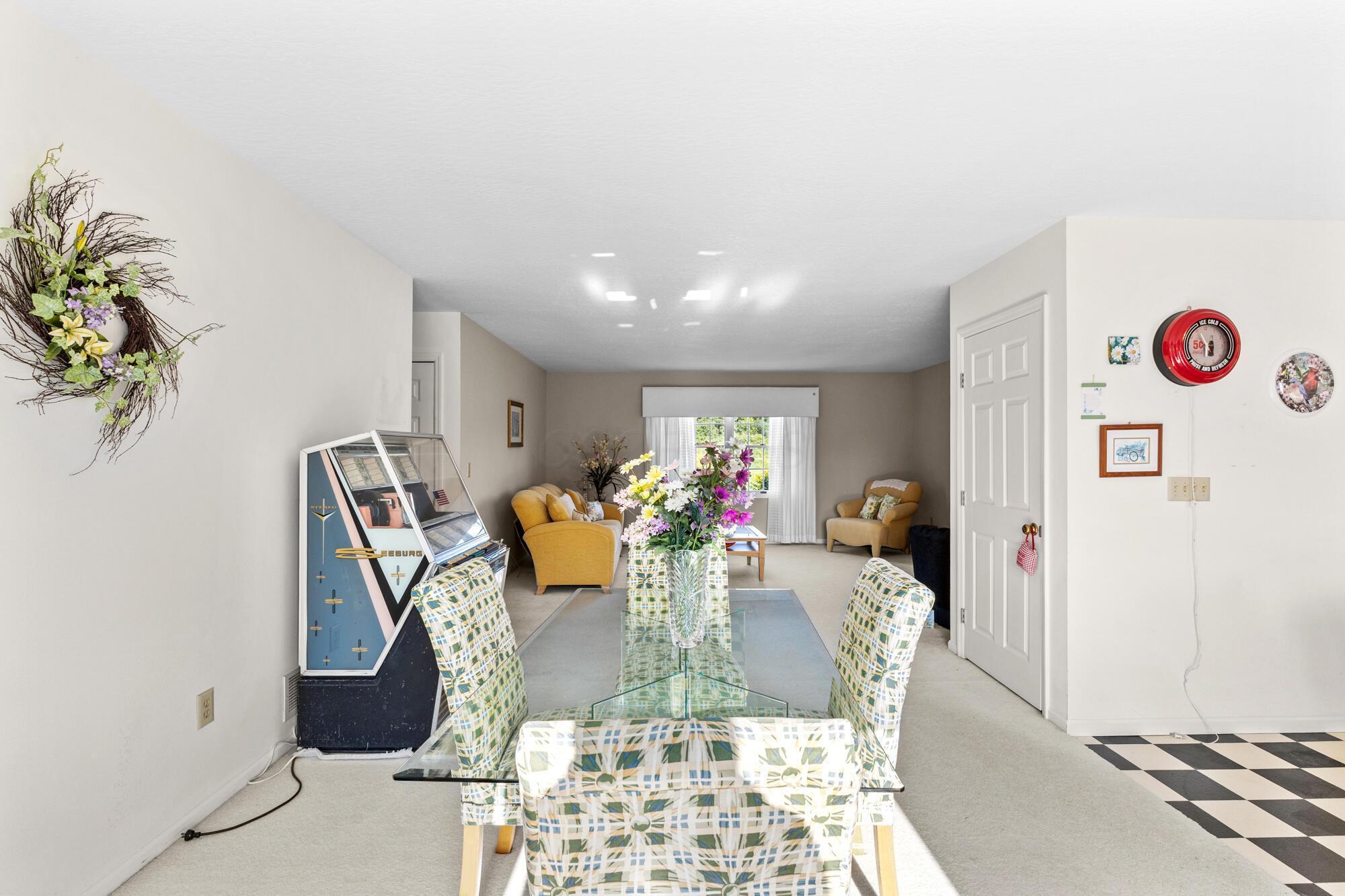 3399 N State Route 61, Sunbury