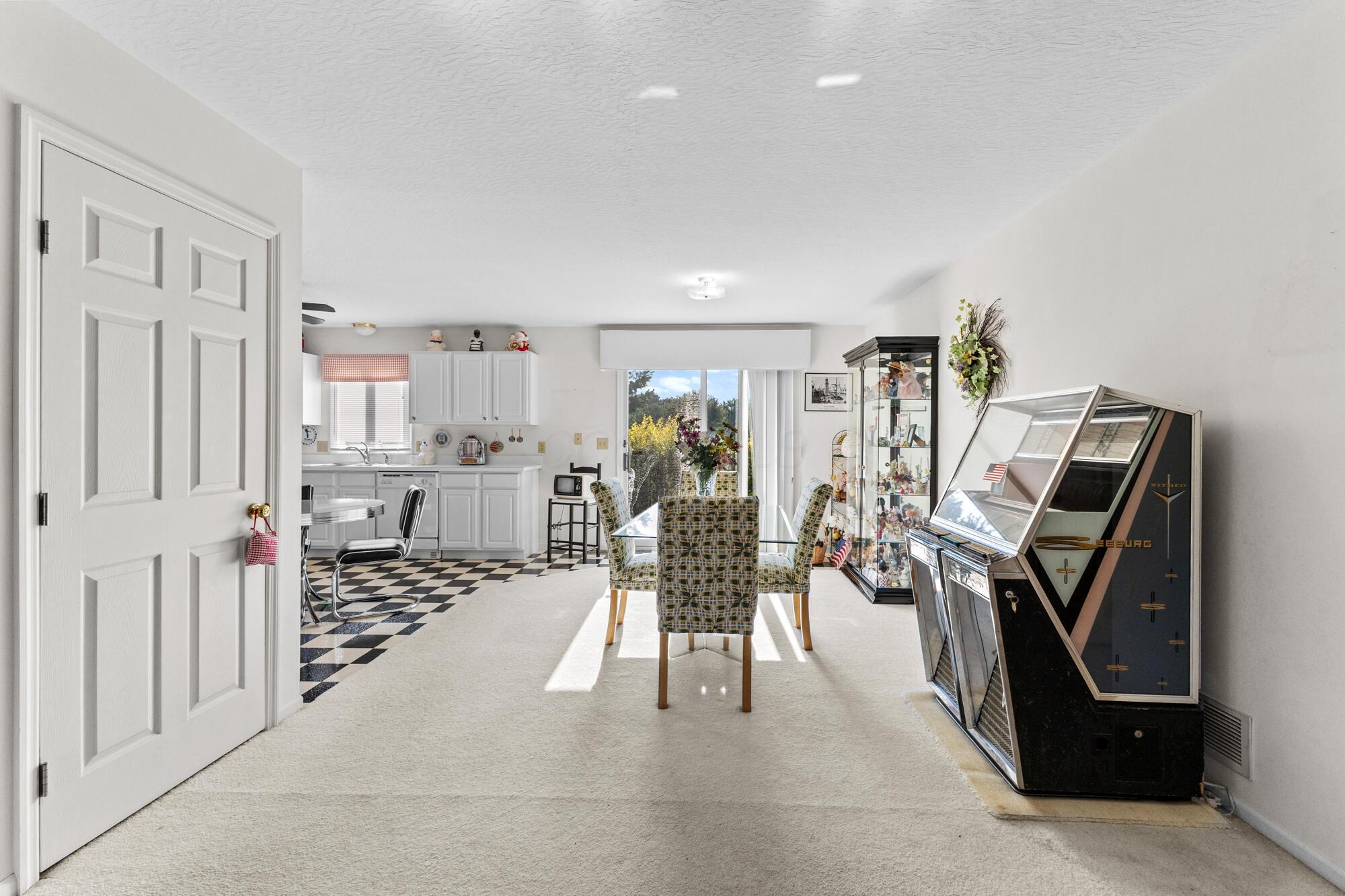 3399 N State Route 61, Sunbury