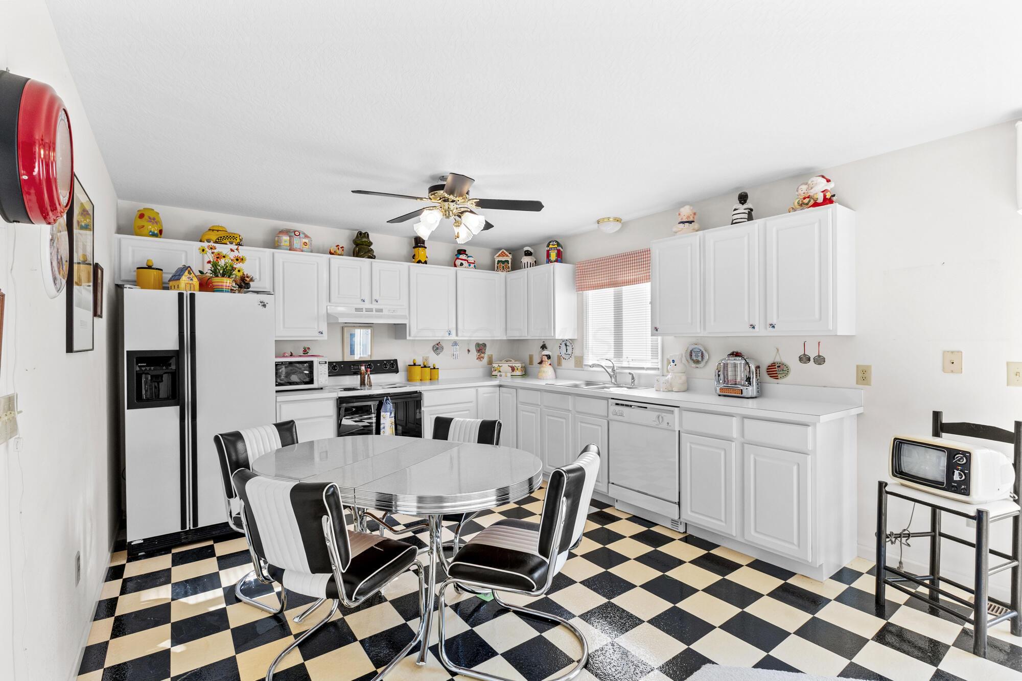 3399 N State Route 61, Sunbury