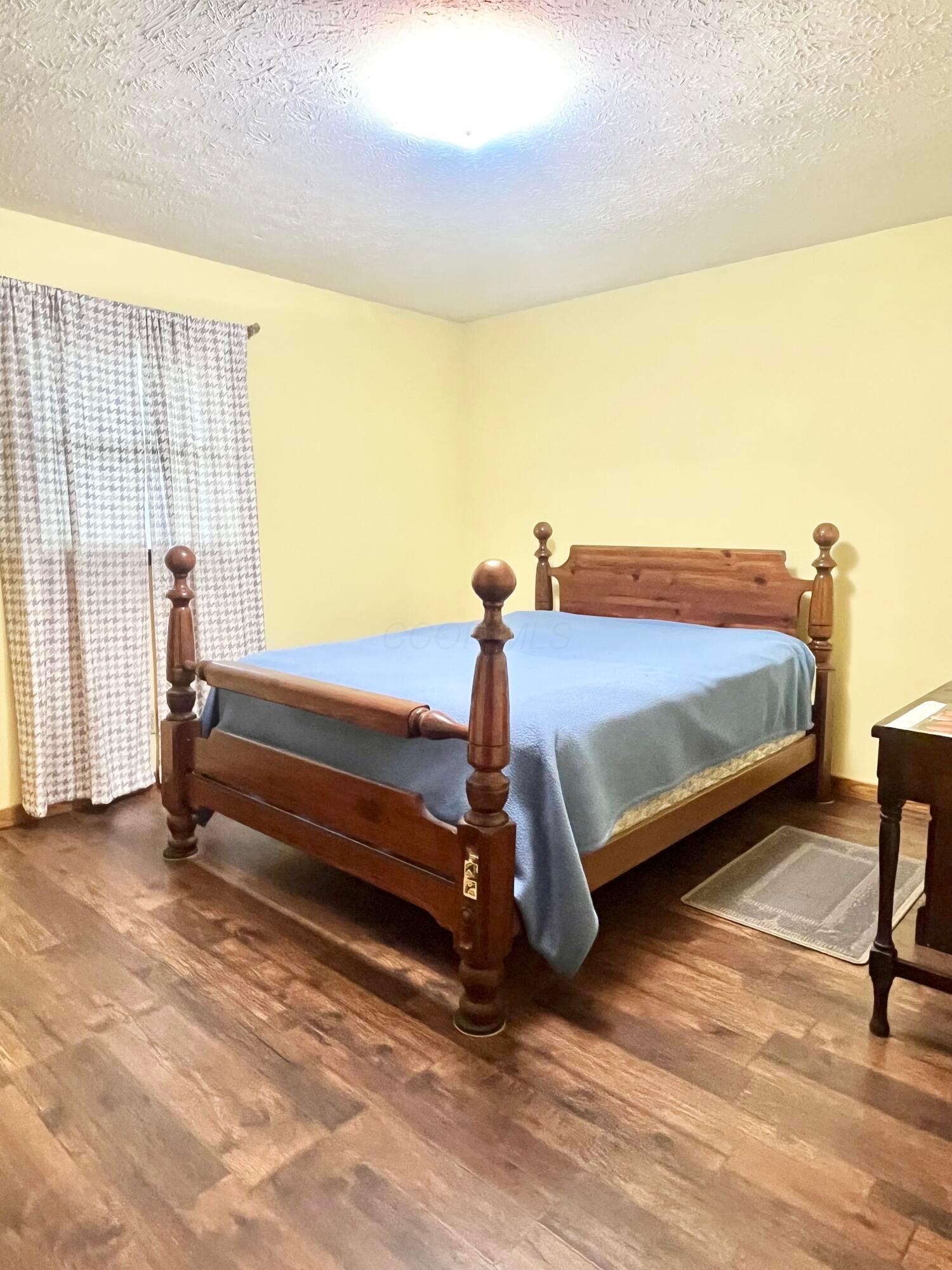 1295 Quarry Road SE, Lancaster