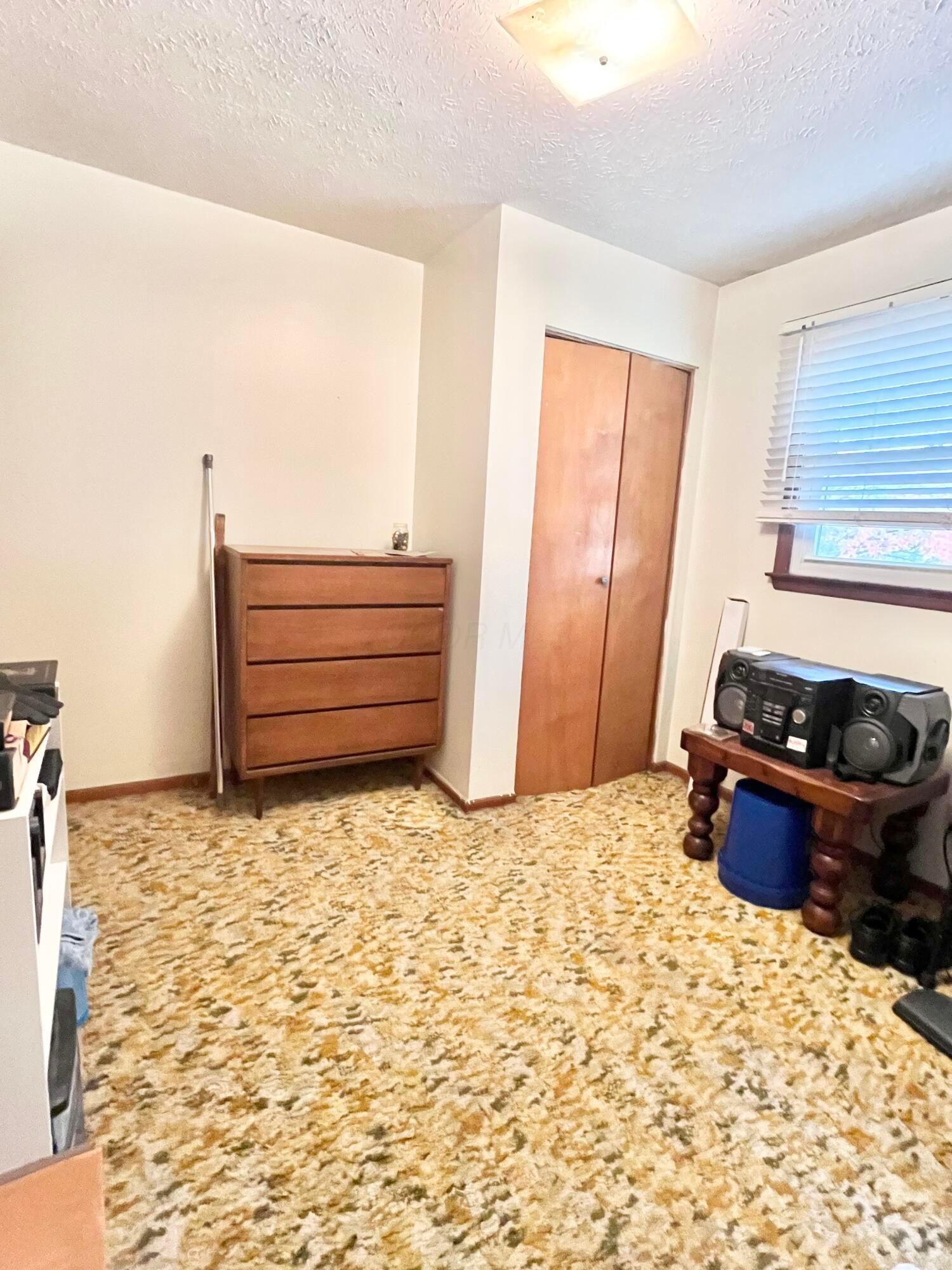 1295 Quarry Road SE, Lancaster