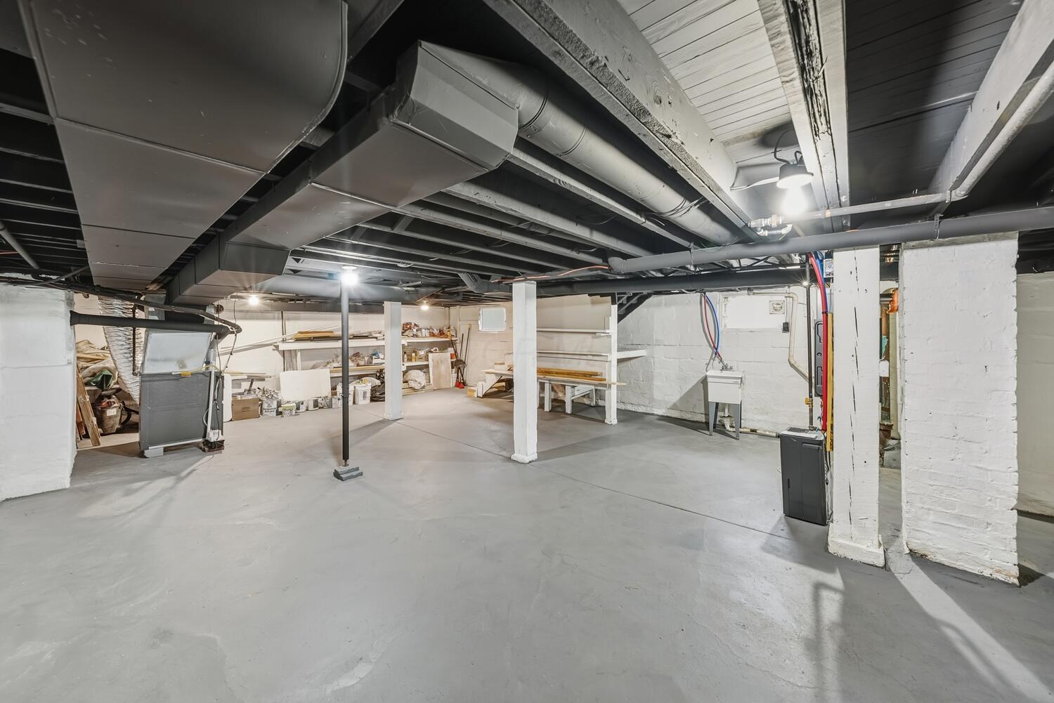 226 Clarendon Avenue, Columbus