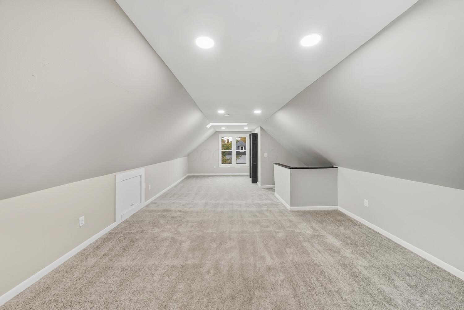 226 Clarendon Avenue, Columbus