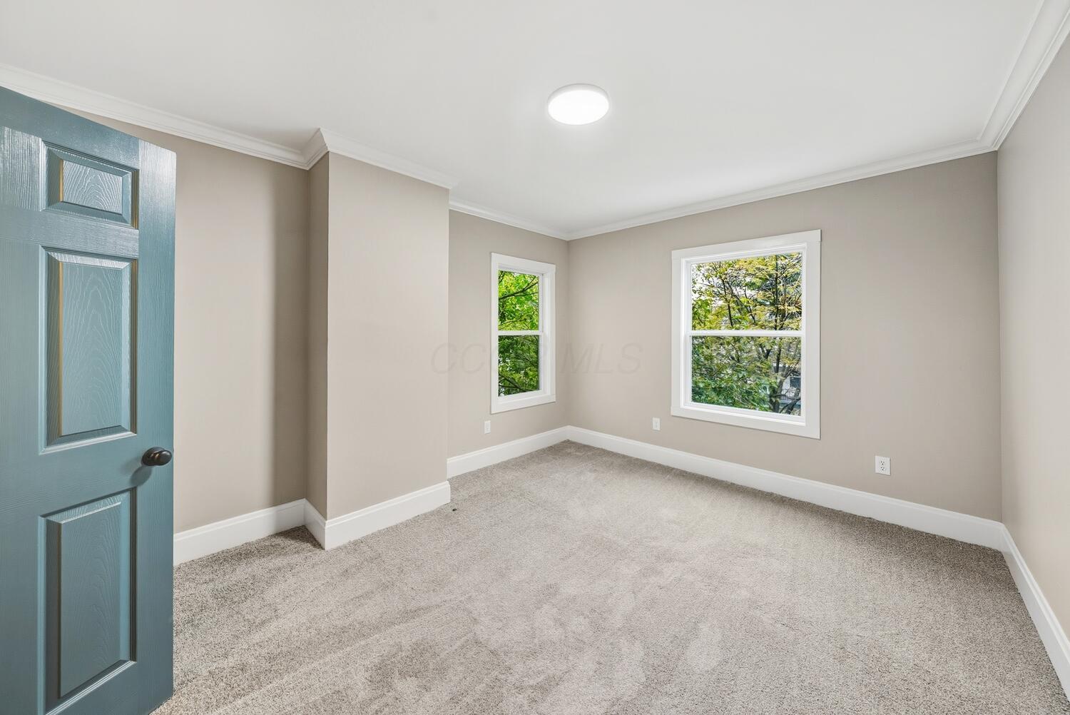 226 Clarendon Avenue, Columbus