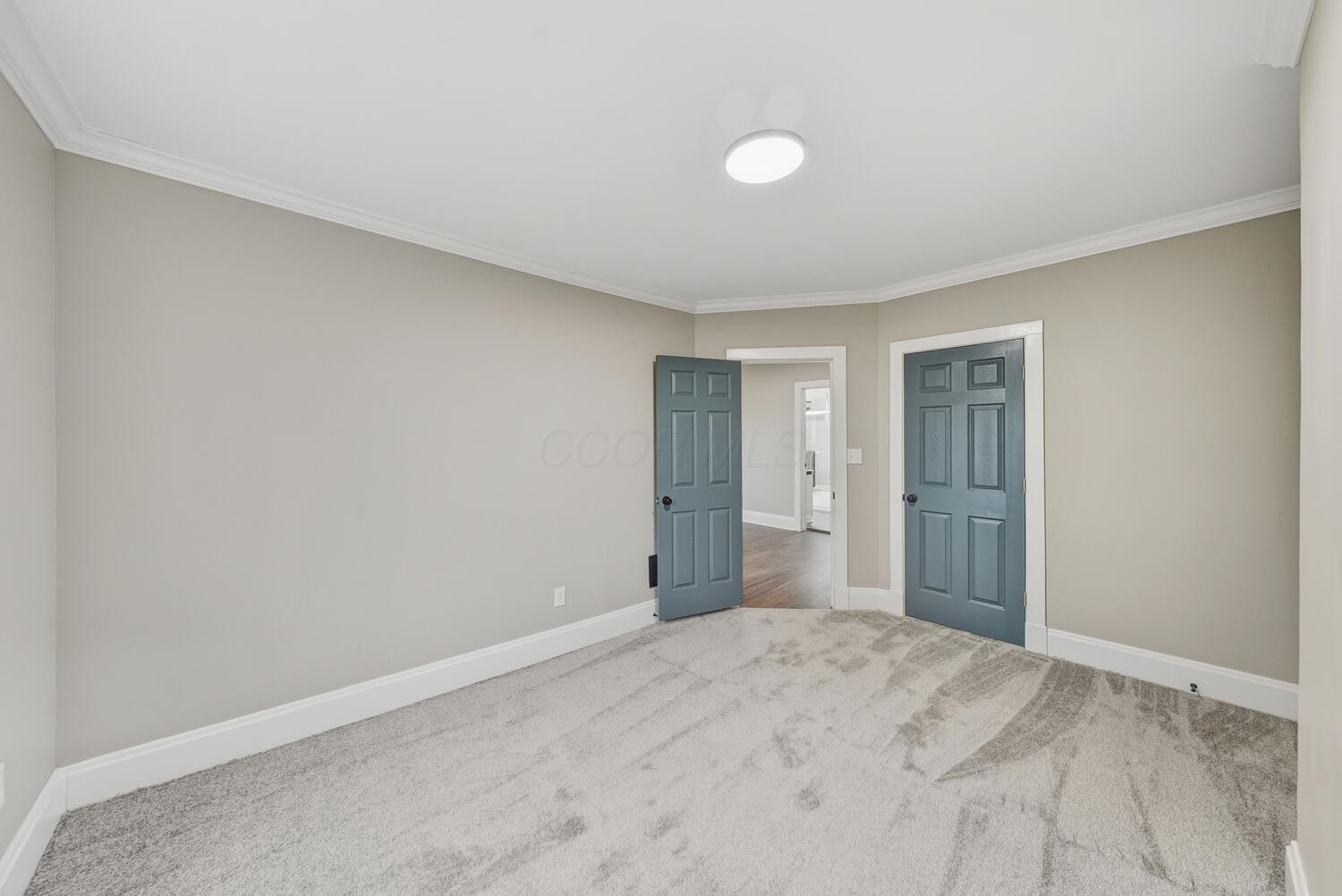 226 Clarendon Avenue, Columbus