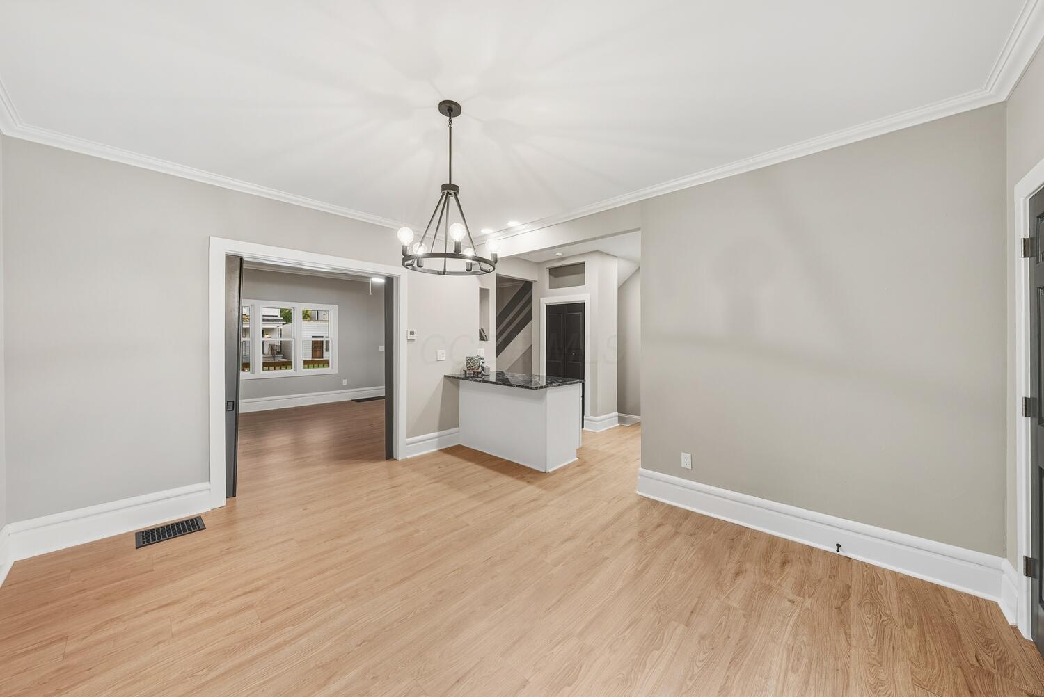 226 Clarendon Avenue, Columbus