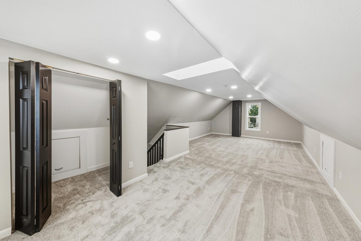 226 Clarendon Avenue, Columbus