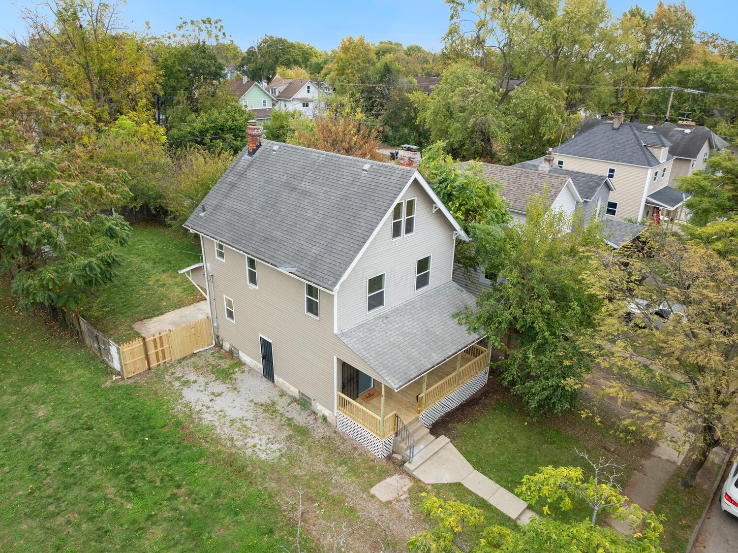 226 Clarendon Avenue, Columbus